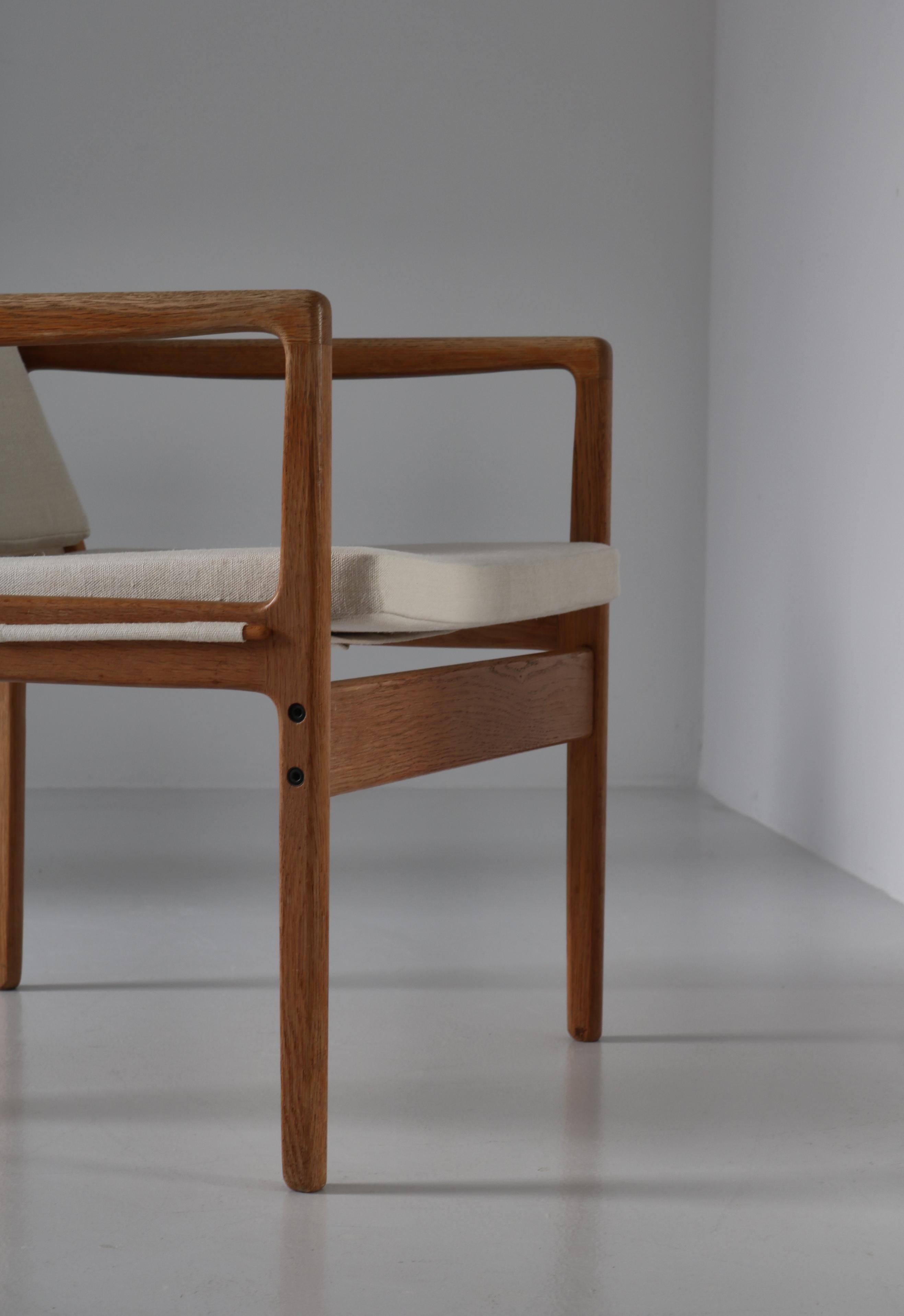 Ole Wanscher Safari Chairs in Oak & Light Canvas, Scandinavian Modern, 1960s For Sale 11