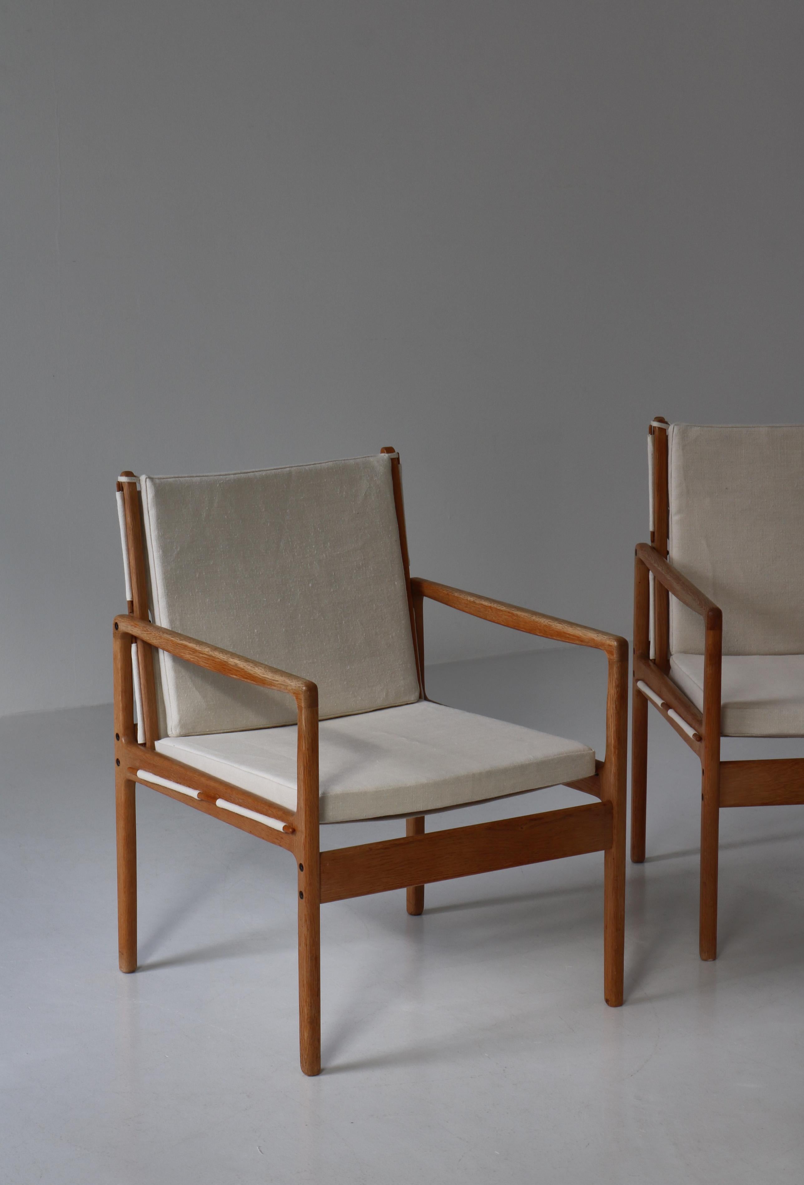 Mid-20th Century Ole Wanscher Safari Chairs in Oak & Light Canvas, Scandinavian Modern, 1960s For Sale