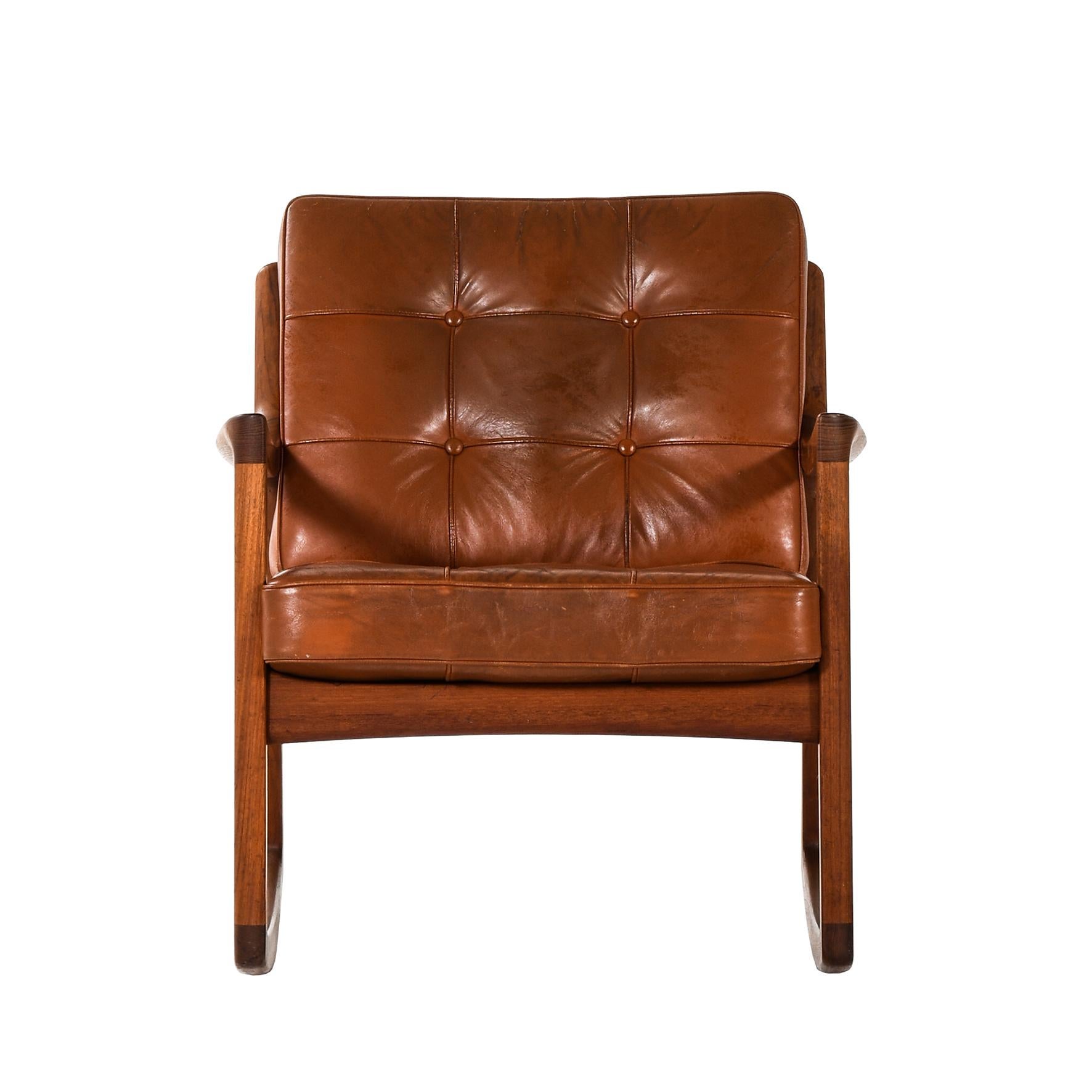 Ole Wanscher

Senator

A teak and brown leather armchair.
With a France & Søn mark.
Produced by France & Søn, Denmark, 1960s.


Dimensions

Height : 77 cm Width : 68 cm Depth : 77 cm
Height of seat : 43 cm