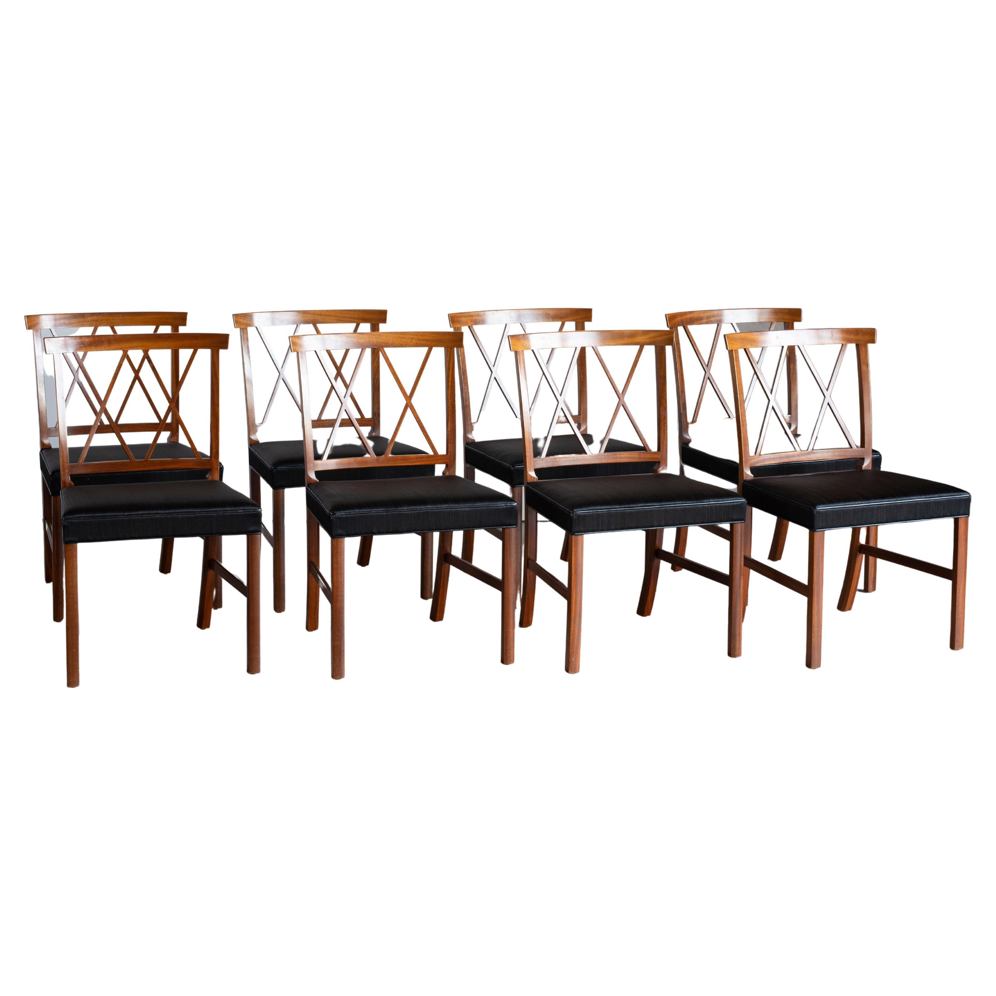 Ole Wanscher: achtteiliges Set aus Stühlen für einen. J. Iversen