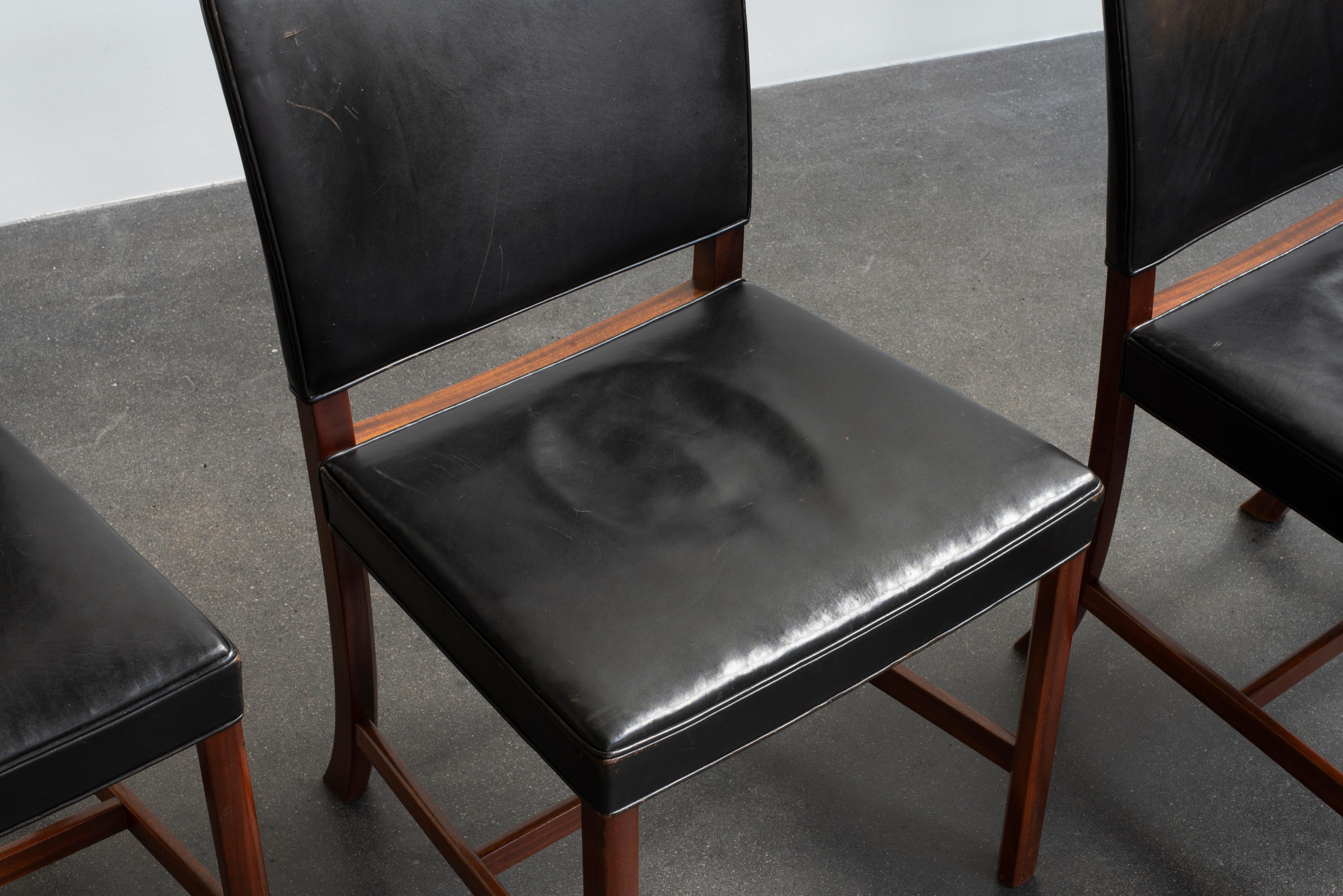 Ensemble de quatre chaises d'Ole Wanscher pour A. J. Iversen Bon état - En vente à Copenhagen, DK