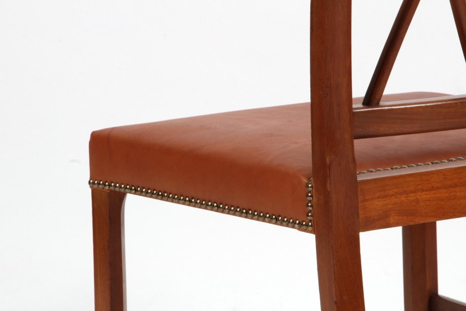 Ole Wanscher Set of Four Dining Chairs in Mahogany and Cognac Aniline Leather In Fair Condition In Esbjerg, DK