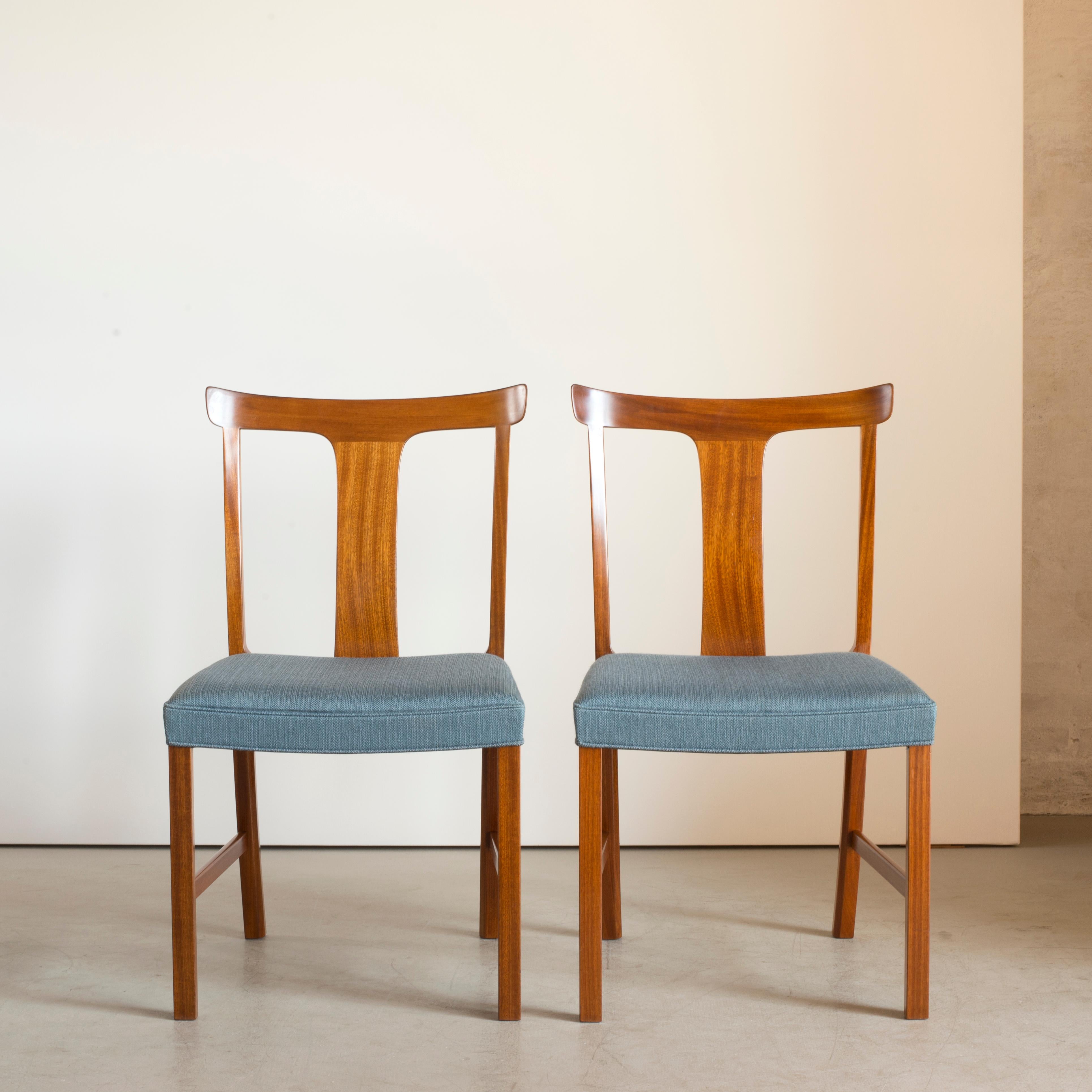 Scandinavian Modern Ole Wanscher Set of Six Benedikte Chairs for A.J. Iversen For Sale