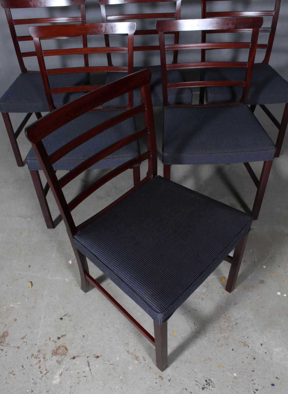 Ole Wanscher Six Dining Chairs In Good Condition In Esbjerg, DK