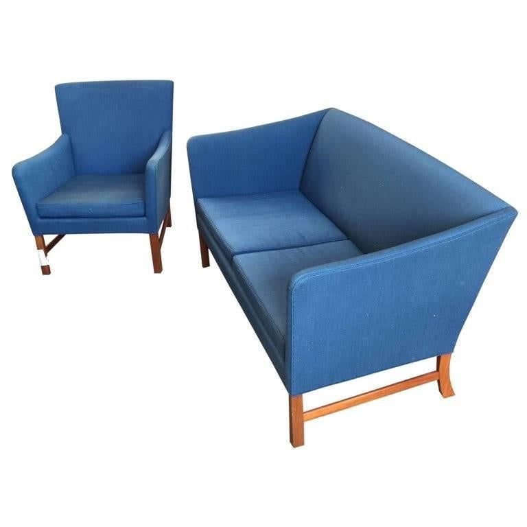 Ole Wanscher Sofa in Blue Linen Upholstery 1