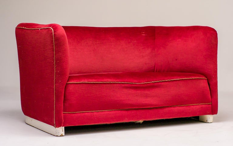 Ole Wanscher Sofa in Red Velvet For Sale 4