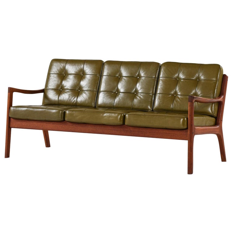 Ole Wanscher Sofa Model 116 / Senator Produced by France and Son in Denmark  For Sale at 1stDibs