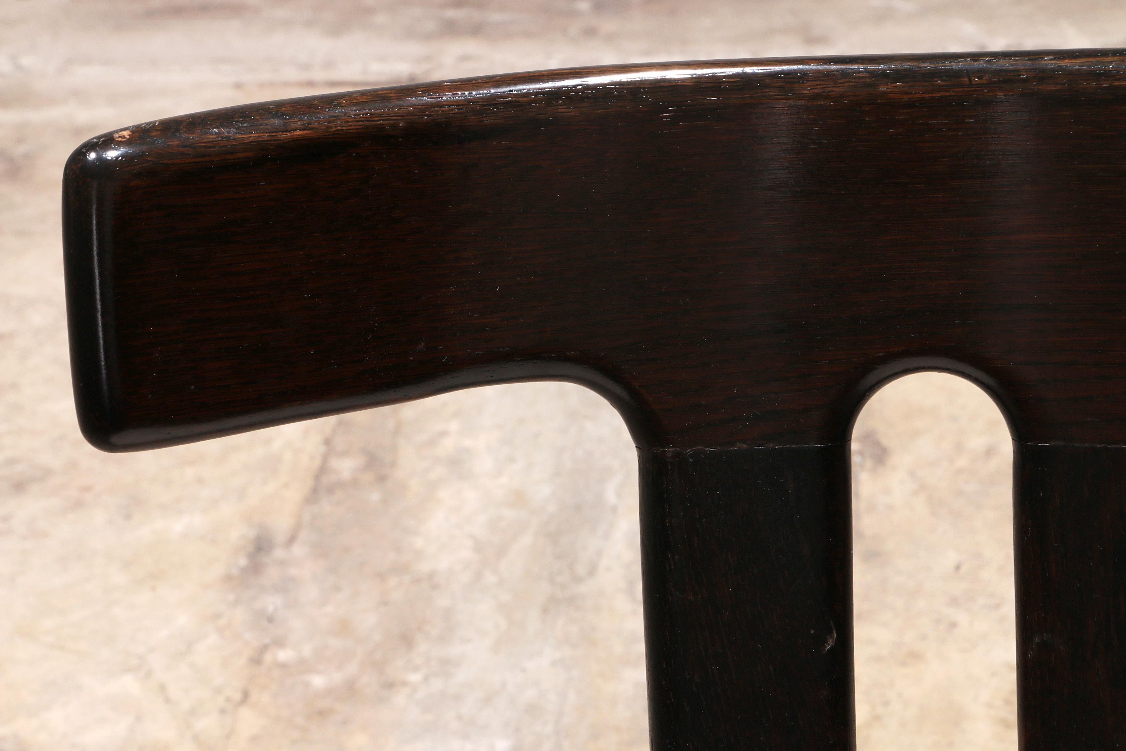 Ole Wanscher T-Chair Danish design made by Carl Hansen. 5
