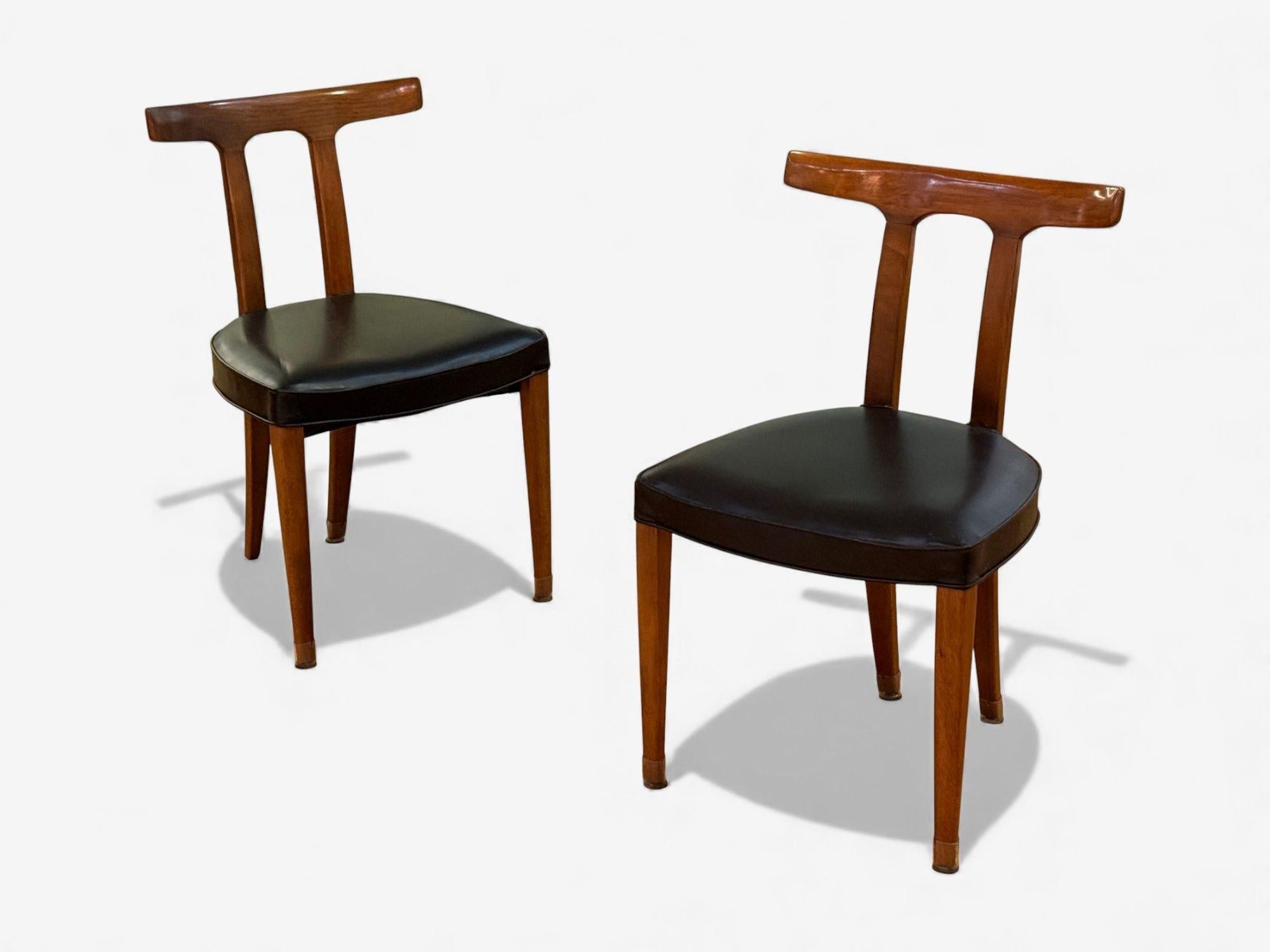 Mid-Century Modern Ole Wanscher, chaises d'appoint en teck et simili-cuir à dossier en T, Danemark, années 1960 en vente