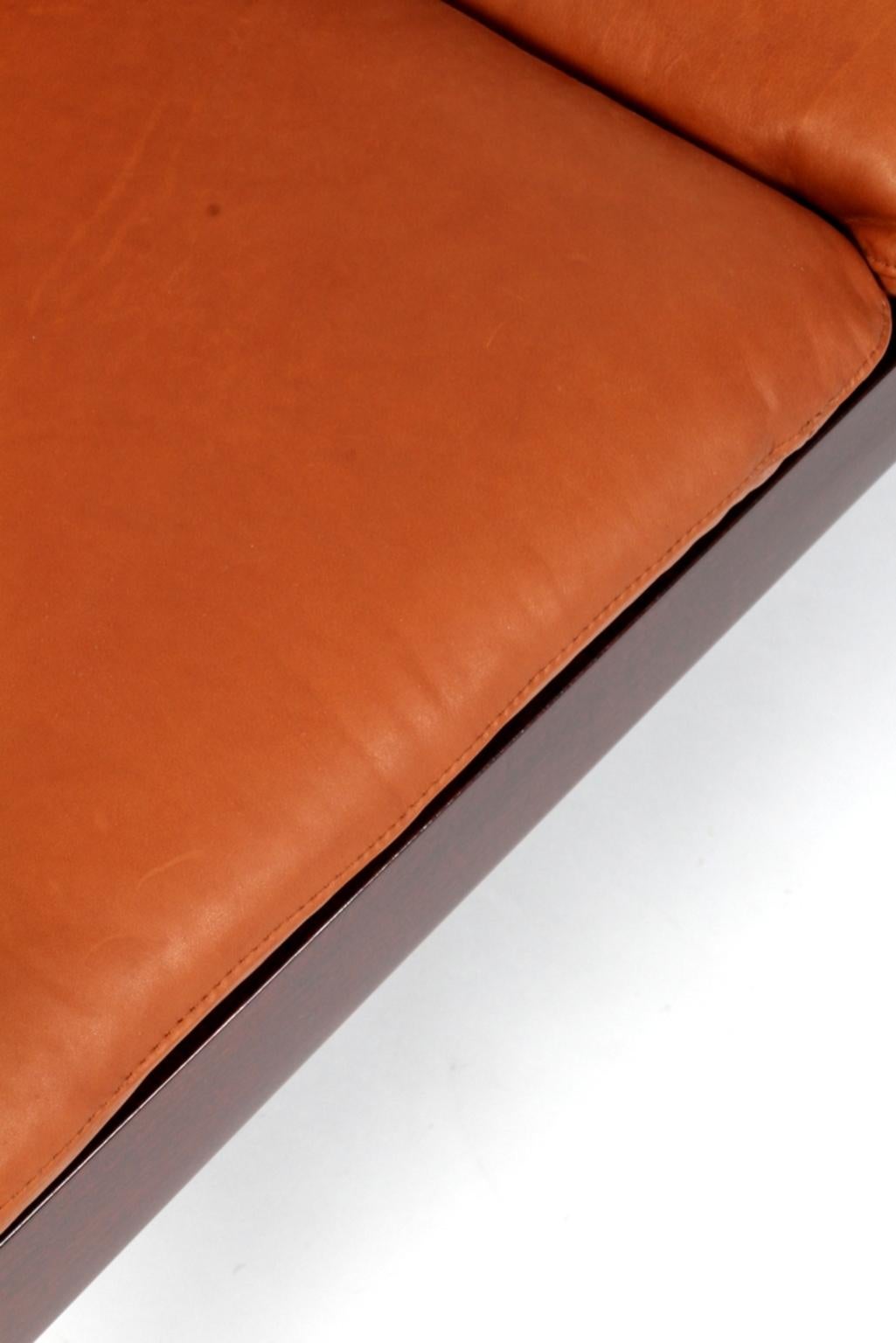 Ole Wanscher Two-Seat Sofa in Cognac Aniline Leather, Model PJ112, Mahogany In Good Condition In Esbjerg, DK