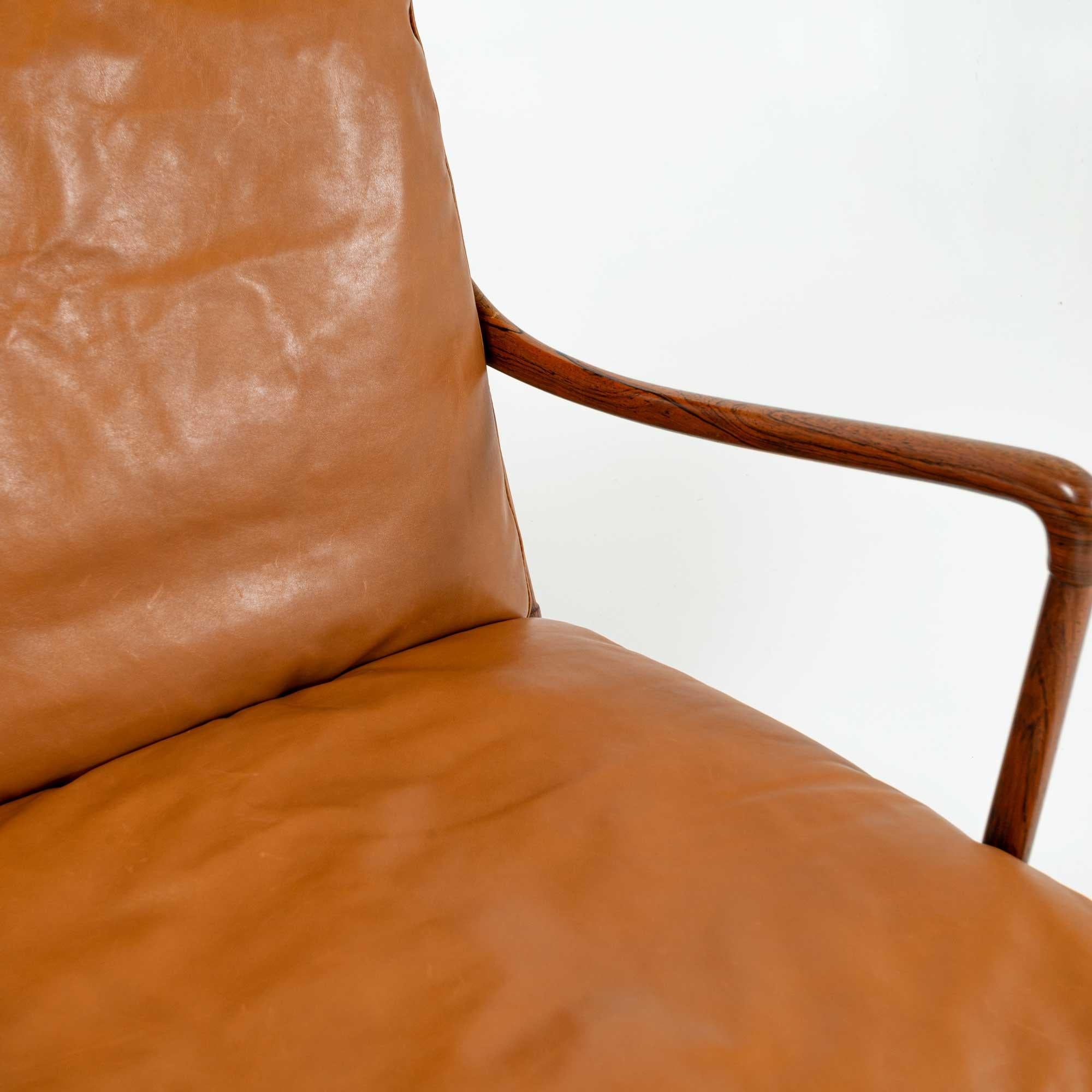 Mid-Century Modern Ole Wanscher's Colonial Chair in Rosewood with Maharam Sorghum Brown Cushions