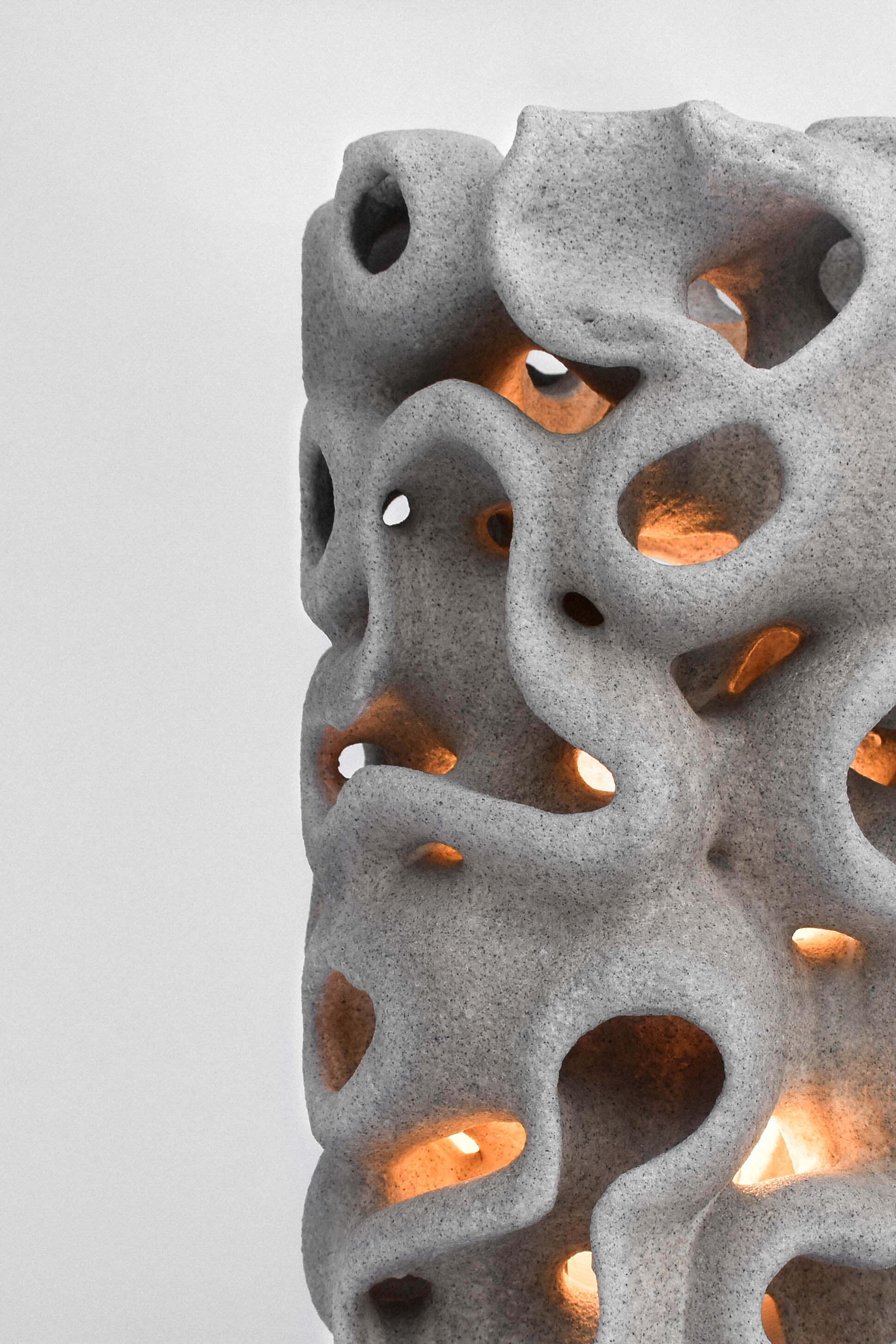 Néerlandais Lampe de bureau Olea, sable imprimé en 3D, éclairage organique sculptural, unique en vente