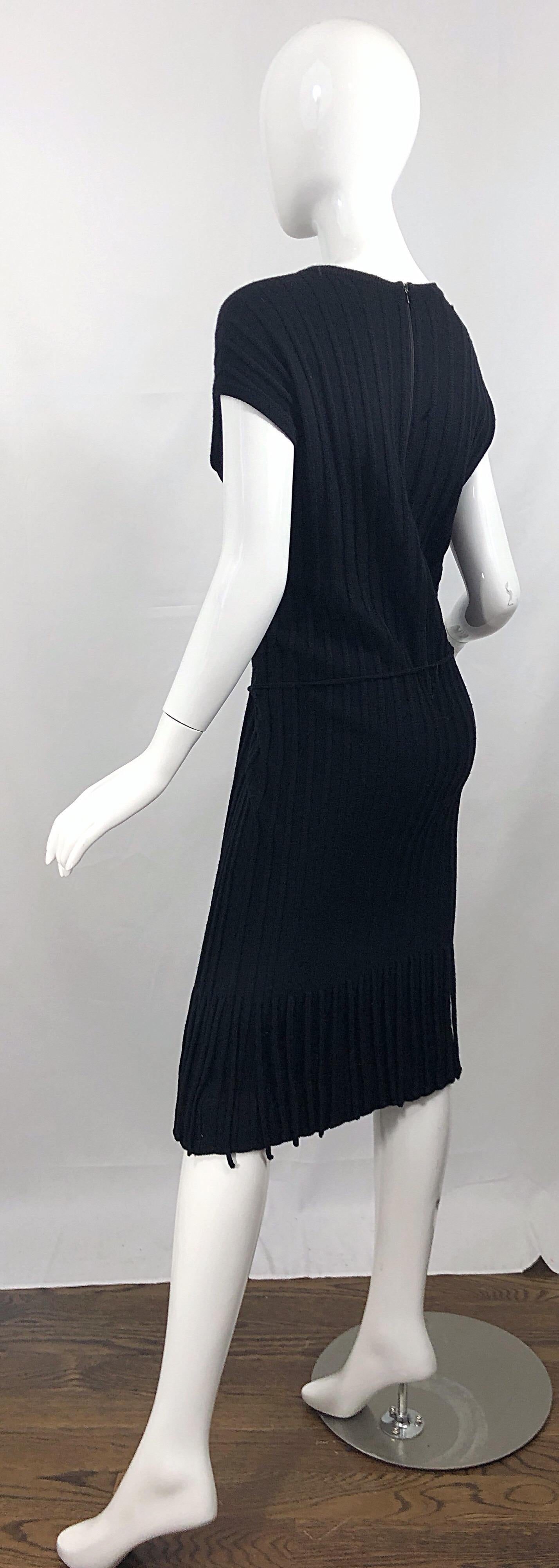 Oleg Cassini 1960s Large Size Black Carwash Hem Flapper Style Vintage Wool Dress For Sale 7
