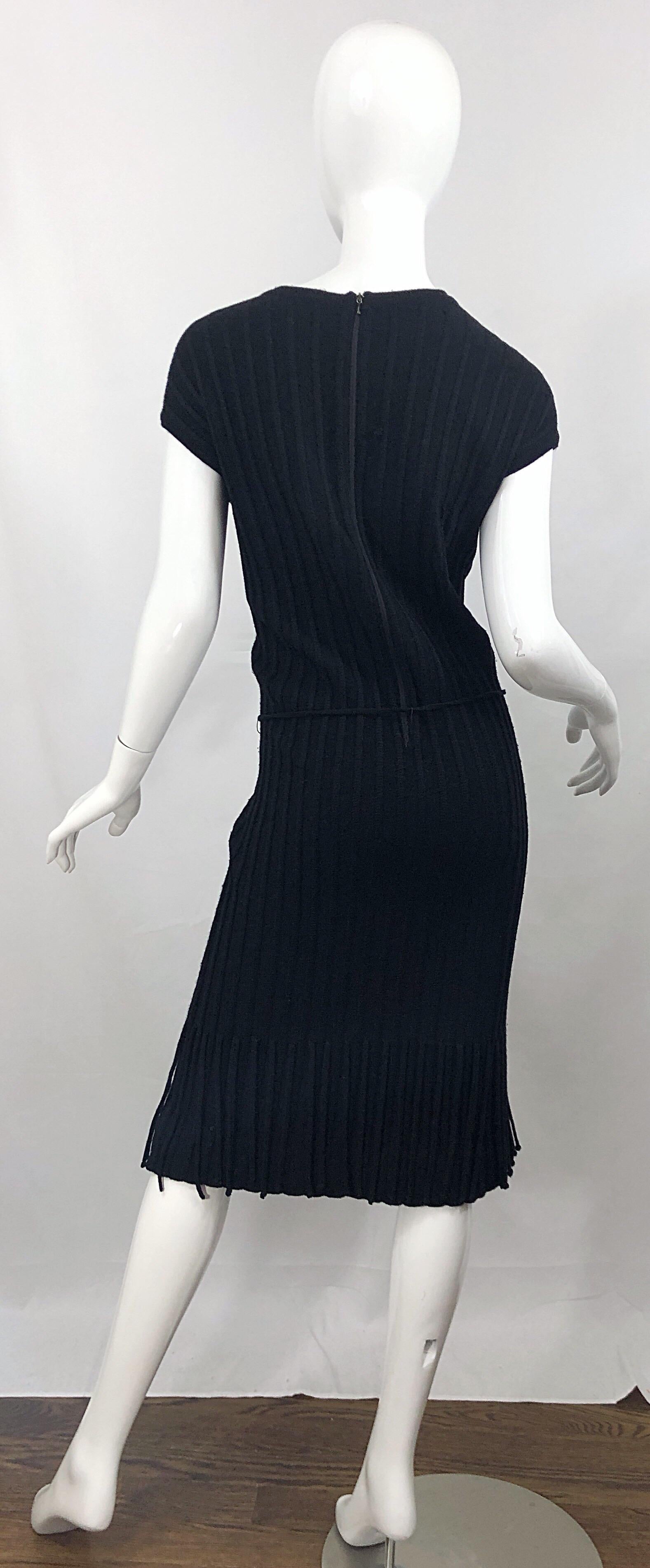 Oleg Cassini 1960s Large Size Black Carwash Hem Flapper Style Vintage Wool Dress In Good Condition For Sale In San Diego, CA