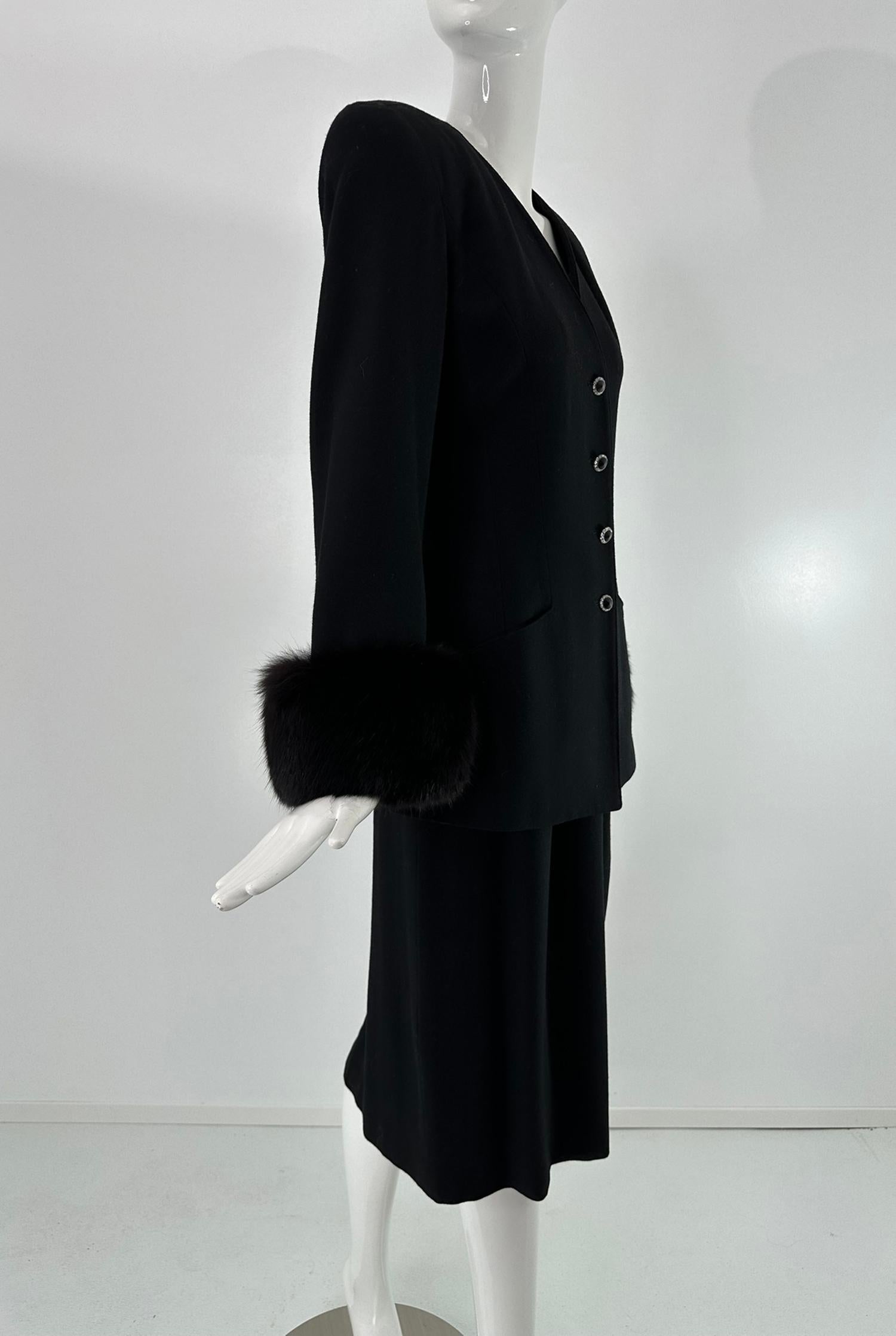 Oleg Cassini anni '90, abito nero 100% lana con polsini in pelliccia di volpe 8 In condizioni ottime in vendita a West Palm Beach, FL