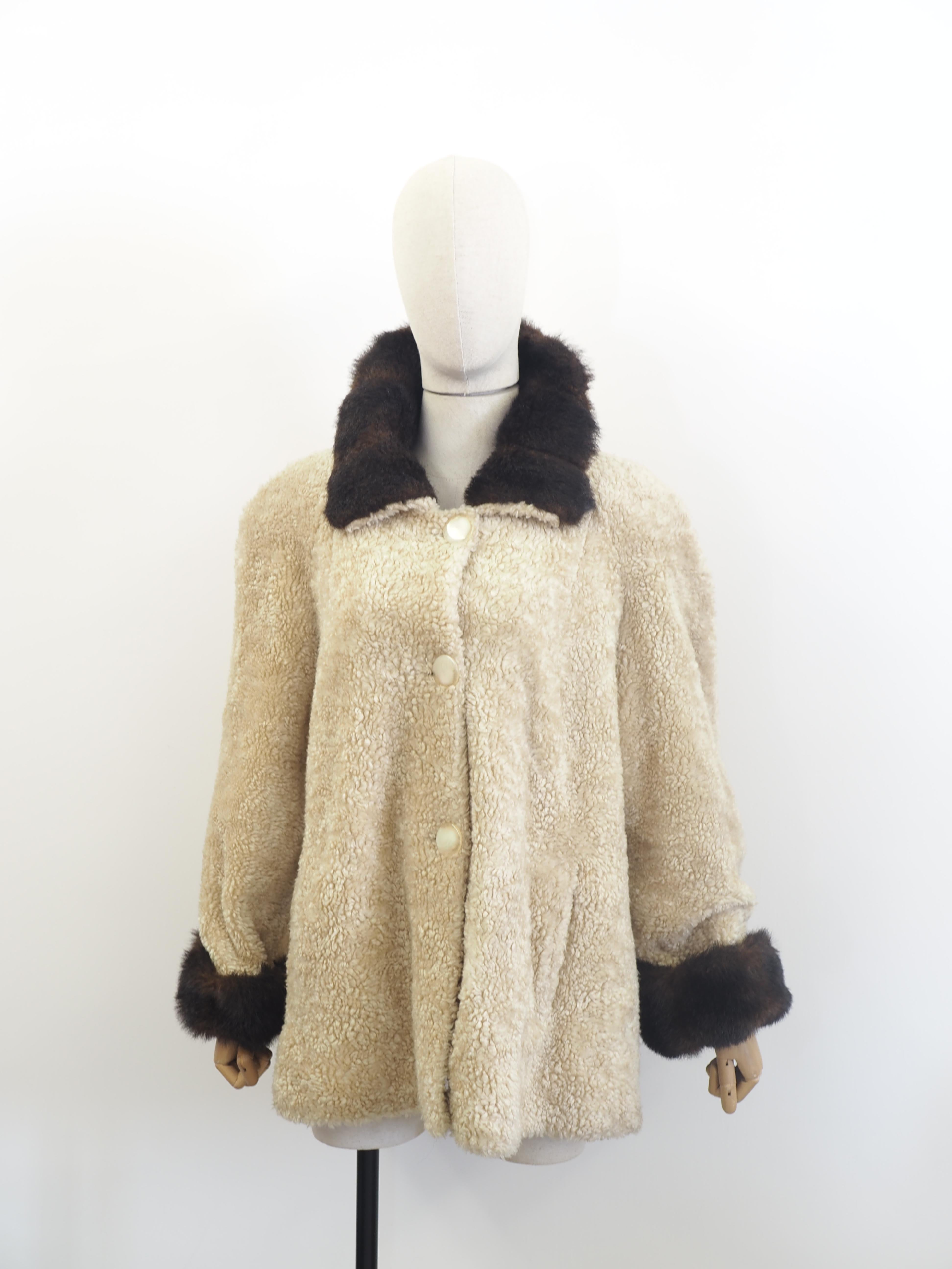 Beige schwarze Jacke/Mantel von Oleg Cassini im Angebot 2