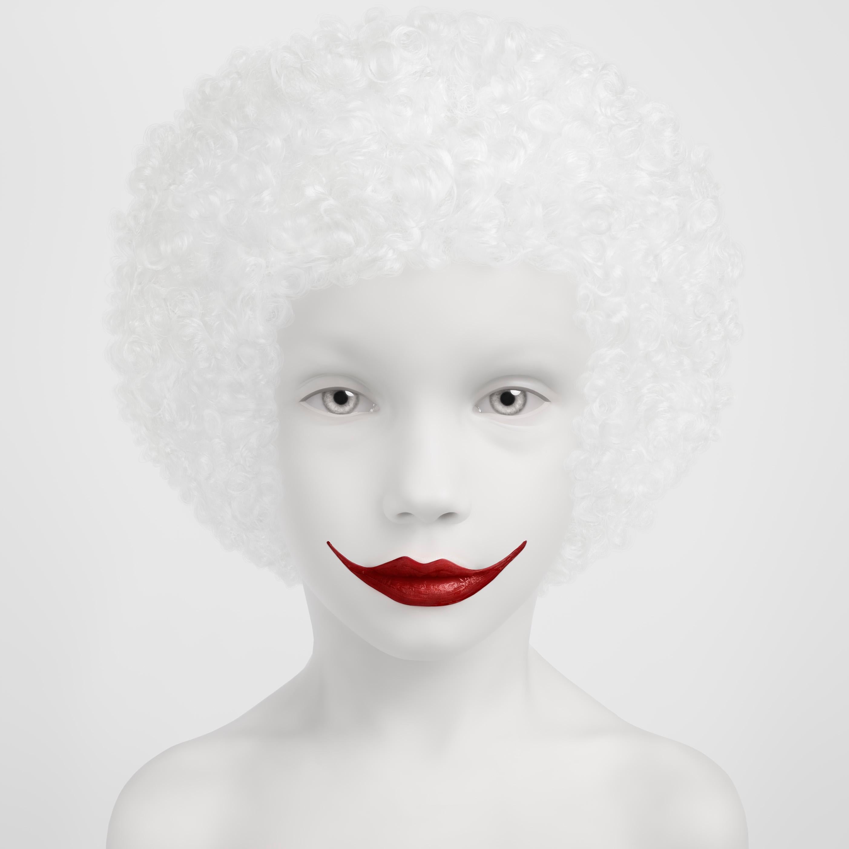Portrait Photograph Oleg Dou - "Ronald 2", visage imprimé en C monté avec acrylique - Photographie de portrait