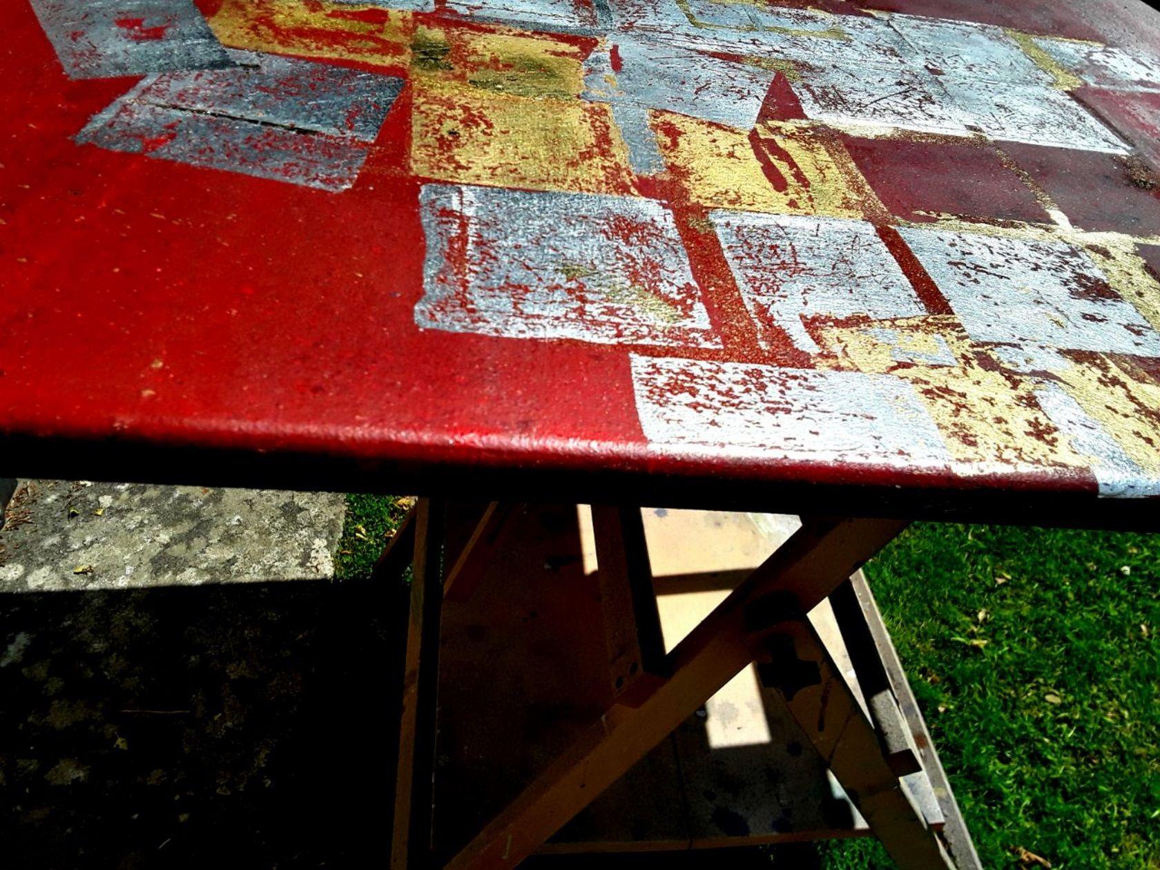 Il dipinto astratto #0015 è grande  pittura ad olio  con l'oro  e foglie d'argento su uno sfondo chiaro.   (Nella galleria trovi le foto delle foglie d'oro).  Ho messo insieme oro e argento per creare l'illusione di frammenti di specchio che