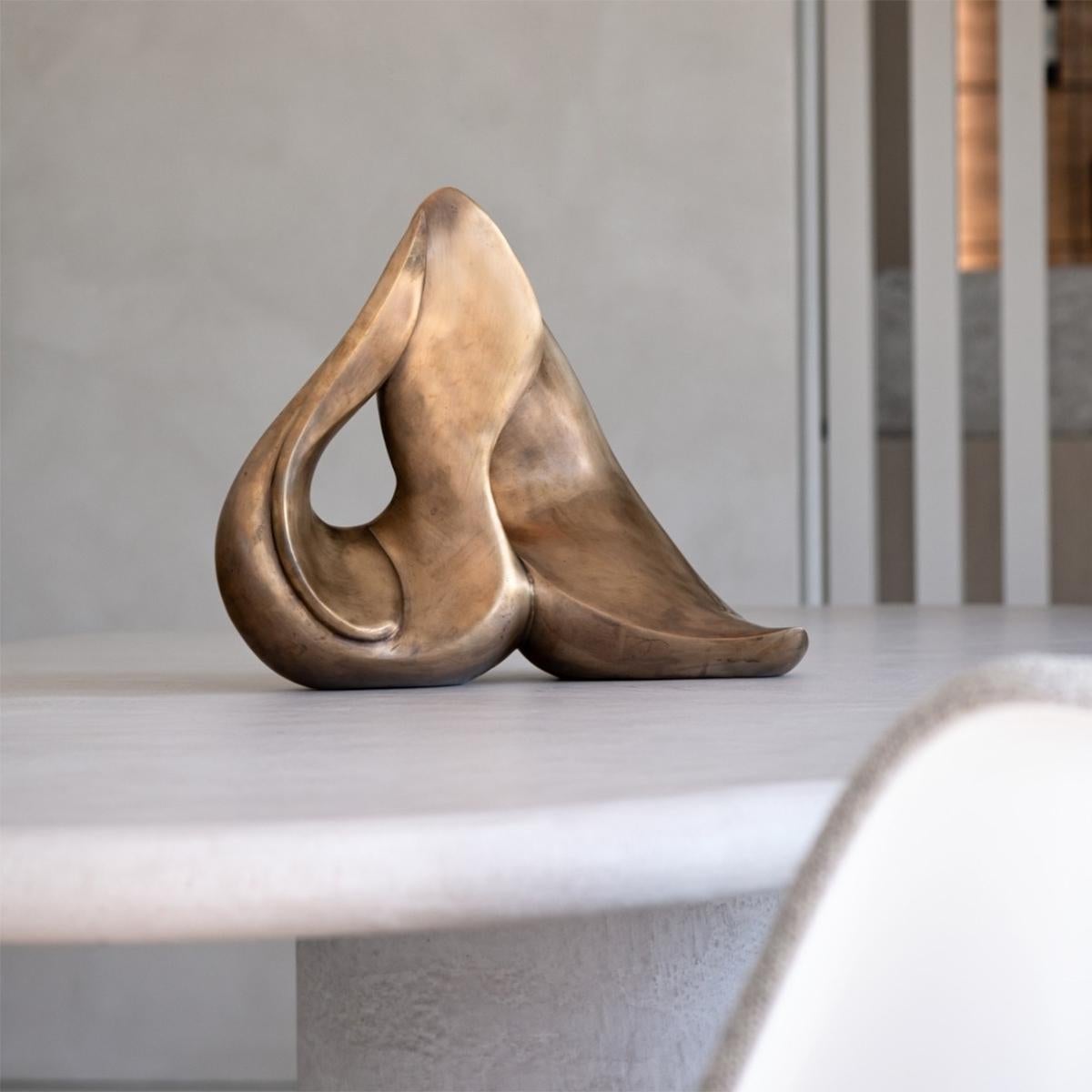 Scultura in bronzo di Olenna in vendita 1