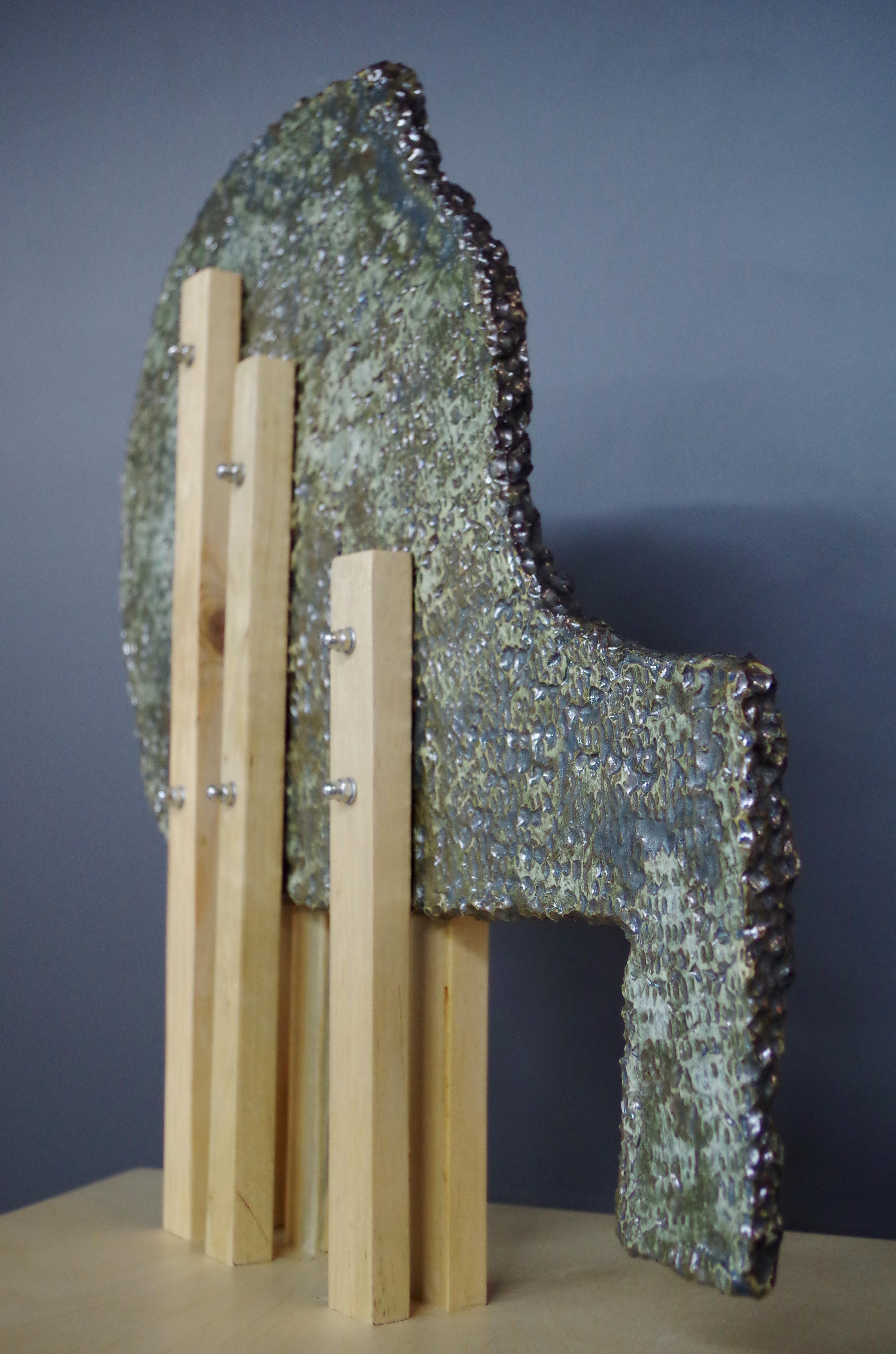 Materiali: Chamotte, vetro, Wood, compensato

Per la produzione della texture è stato utilizzato vero mais.

