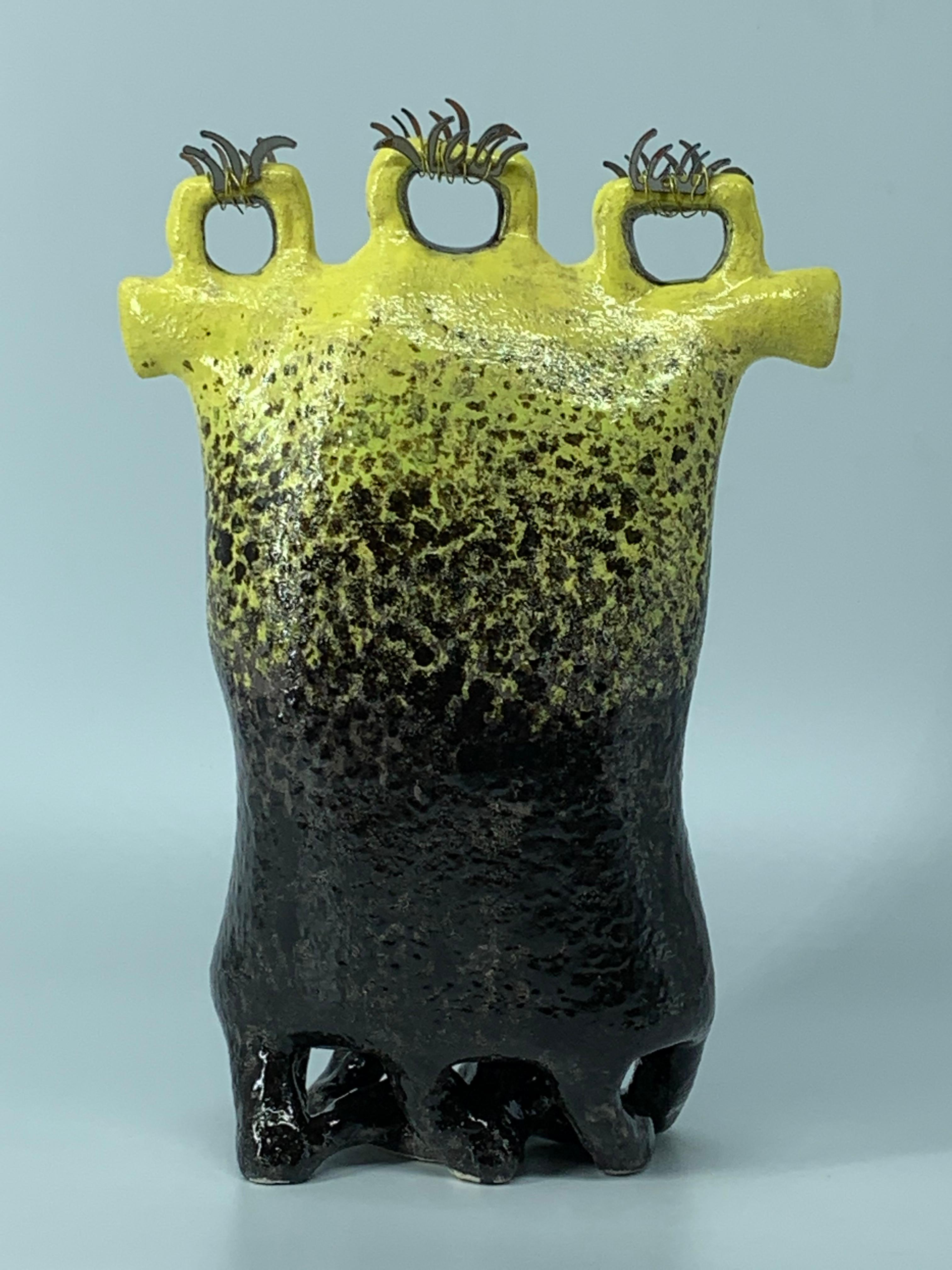 Olesia Dvorak-Galik Abstract Sculpture - Yellow creature