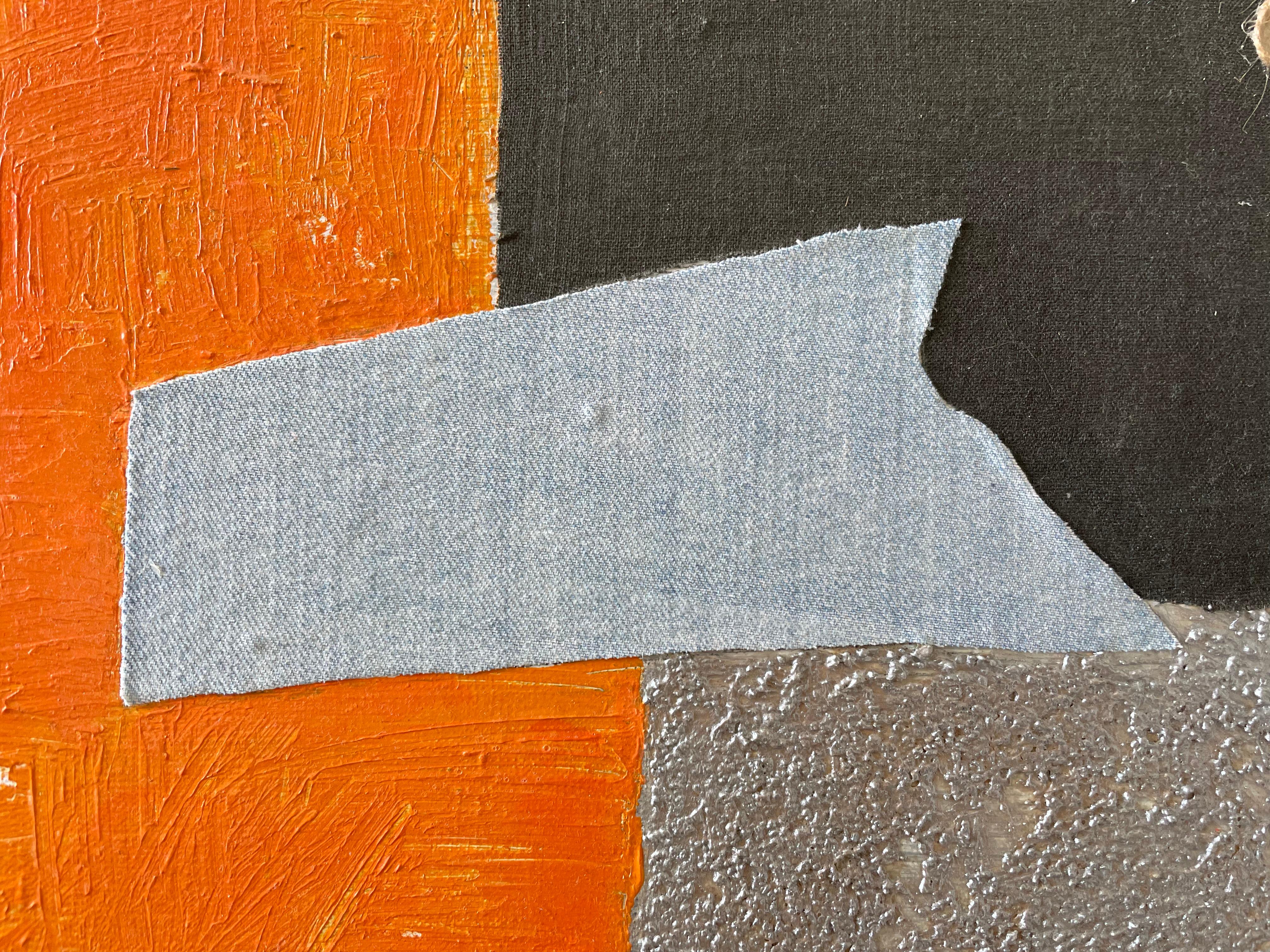 Quadratische Komposition im Genre des Konzeptualismus. Das Gemälde in Mischtechnik hat ein kontrastreiches und warmes Farbschema - Orange, Silber, Grau und Dunkelgrün. Acrylfarbe, Strukturpaste mit Kaffee und Sand, Leinen, Baumwolle und Jutefasern