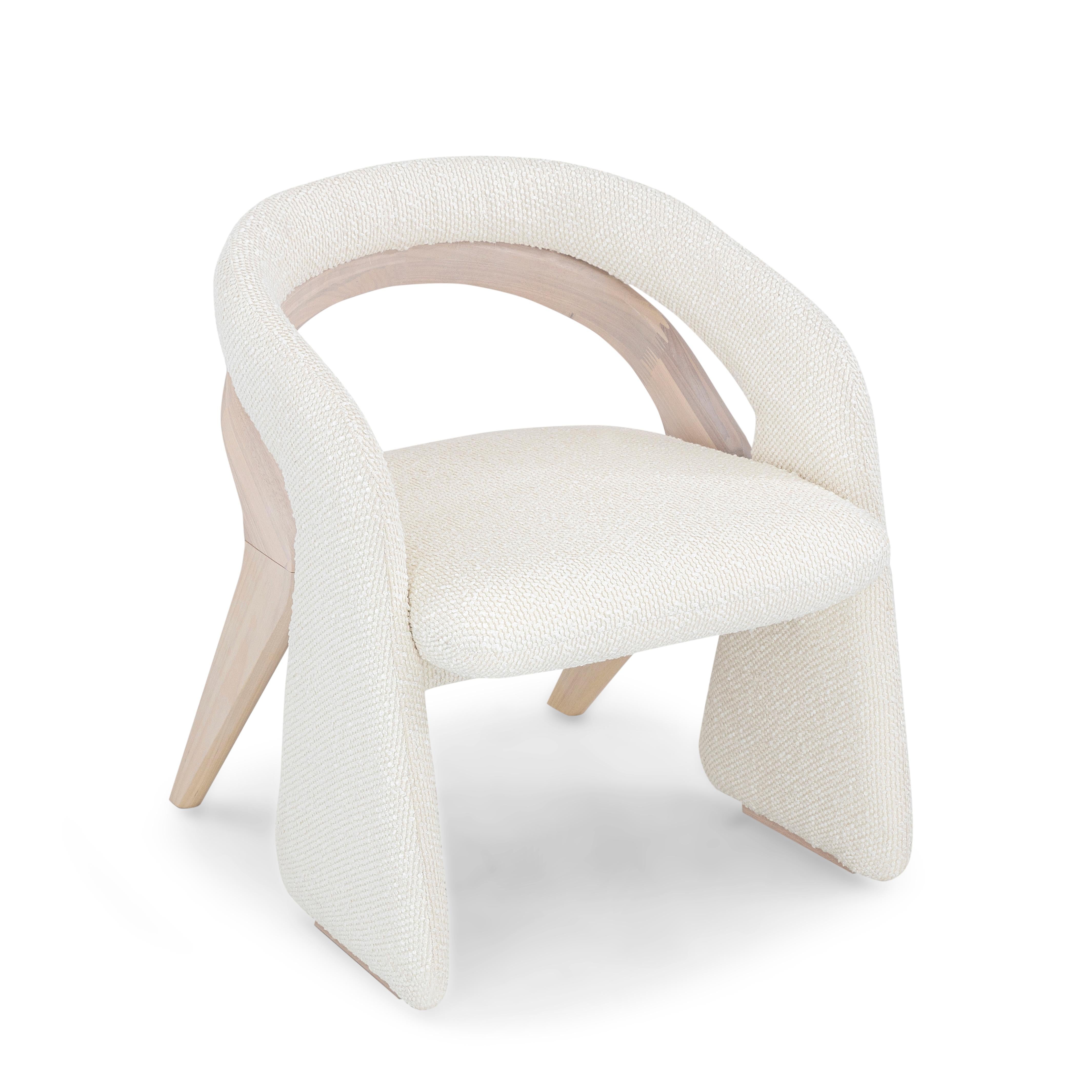 Olga offers unique modern features and an irreverent design that is a perfect fit for any bold and innovative project. Its solid wood frame and upholstery come together in a perfect union that creates a clean and contemporary atmosphere in any space.
