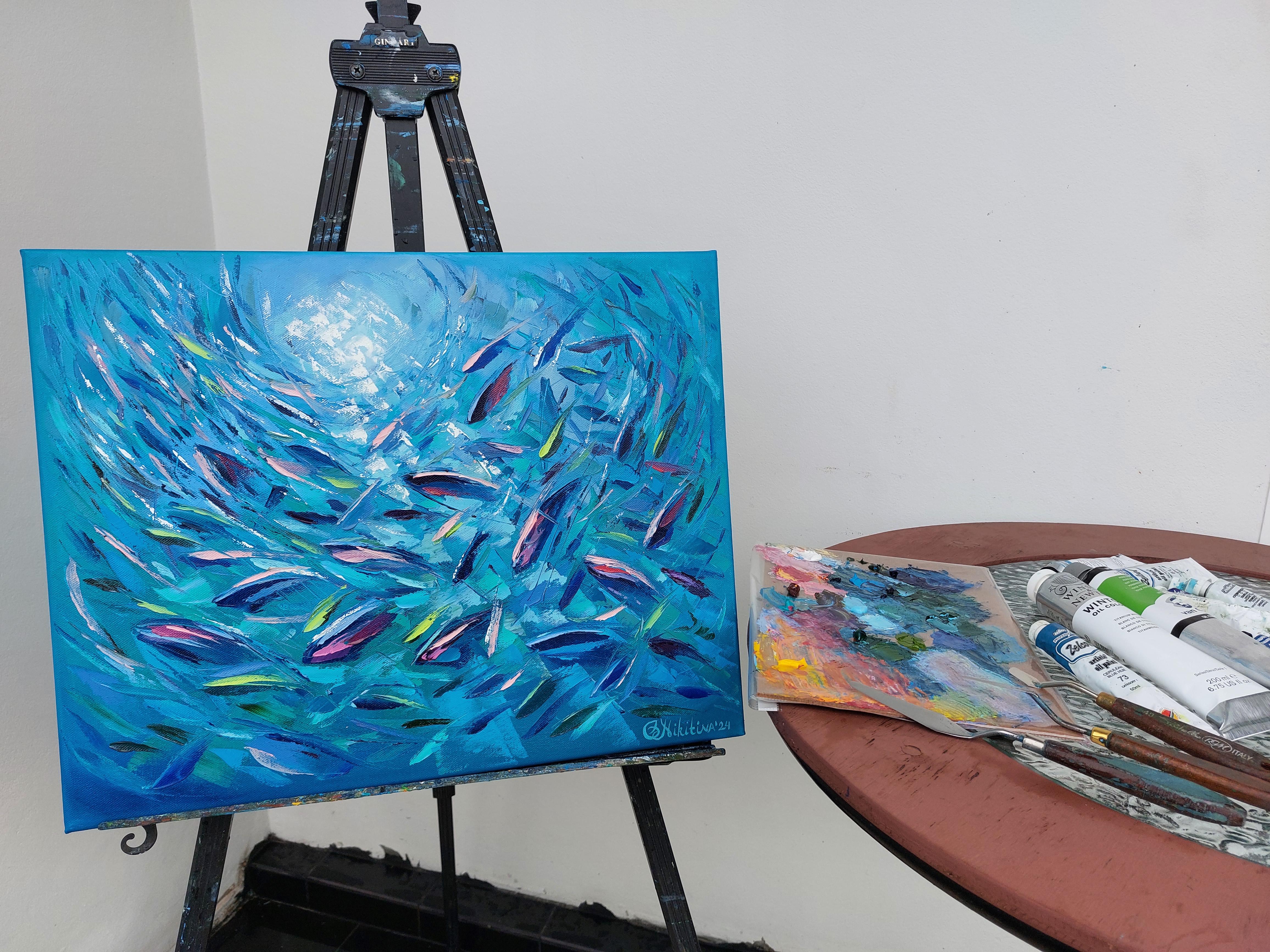 Pesce dell'Oceano Blu Movimento Pittura ad olio Tavolozza Coltello Arte - Painting di Olga Nikitina