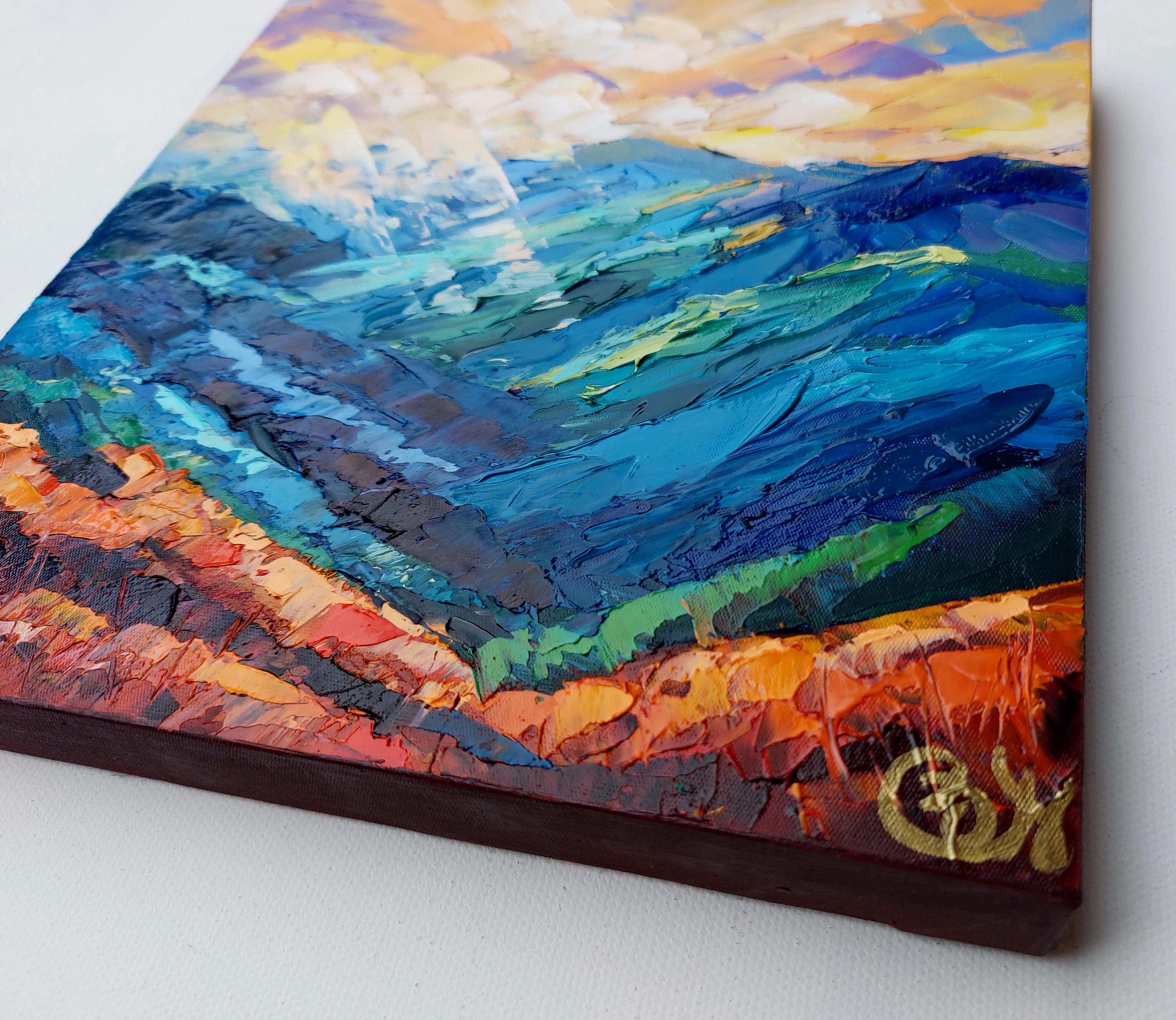 Blue Ridge Mountains - Original Ölgemälde
Von Olga Nikitina
Abmessungen: 20x20cm
Medium: Öl auf gespannter Leinwand (Ready to Hang)
Technik: Palettenmesser / Impasto
Unterschrieben: Vorder- und Rückseite
Verpackung: Die Lieferung erfolgt