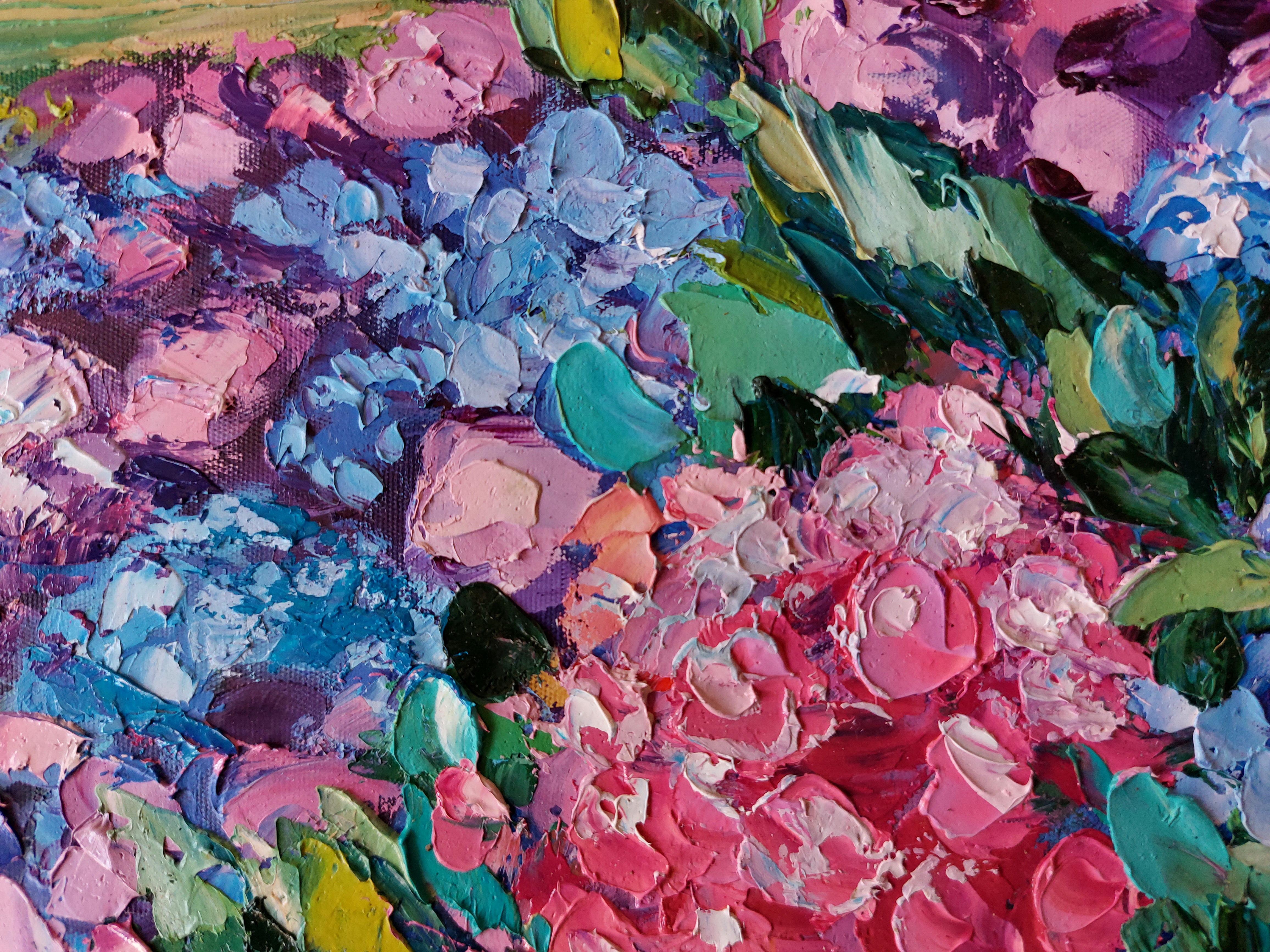 Irish Cottage Painting Hydrangea Garden Original Art (Blau), Landscape Painting, von Olga Nikitina