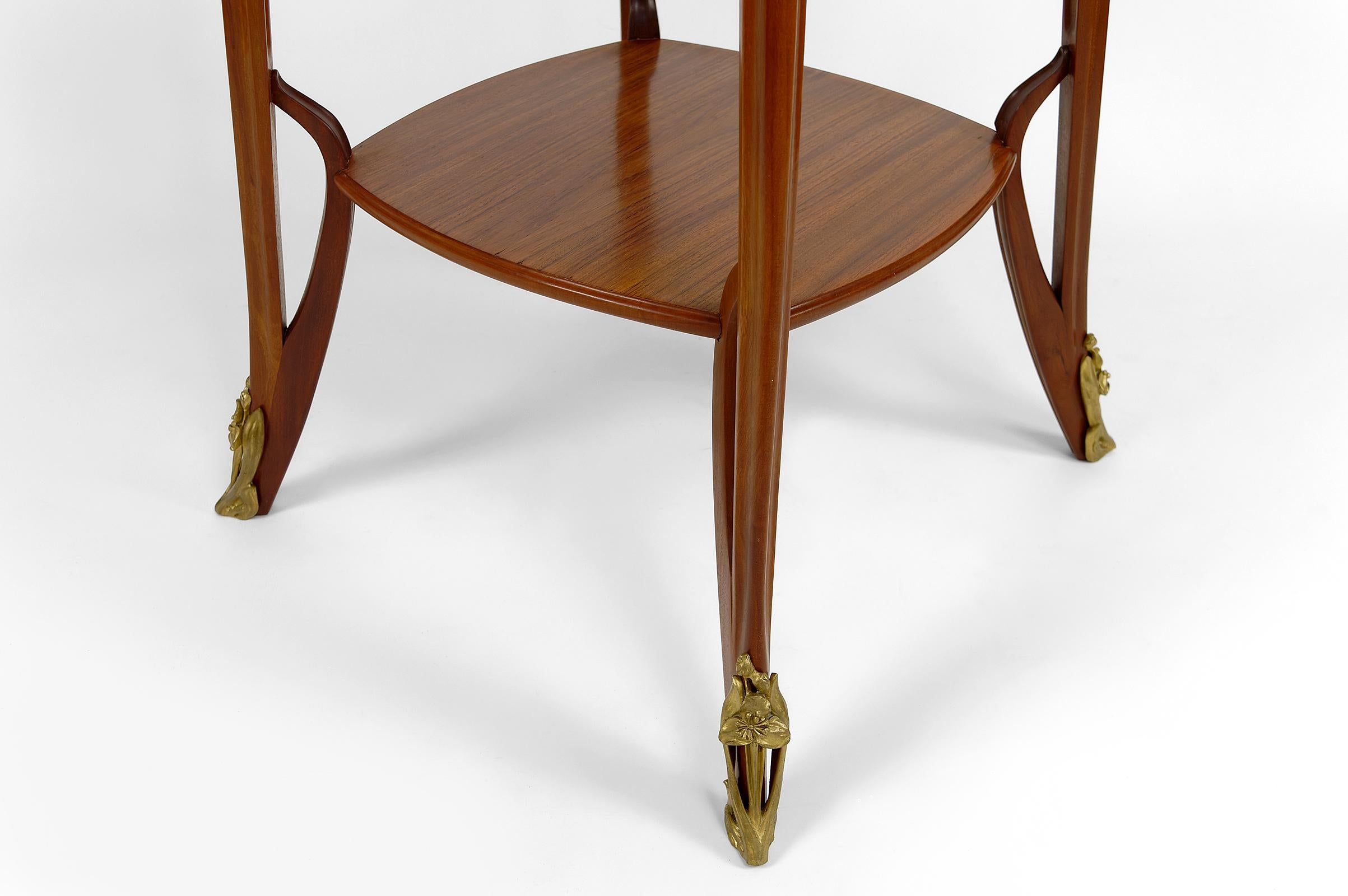 Olga Pedestal Table by Louis Majorelle, France, circa 1900 For Sale 4