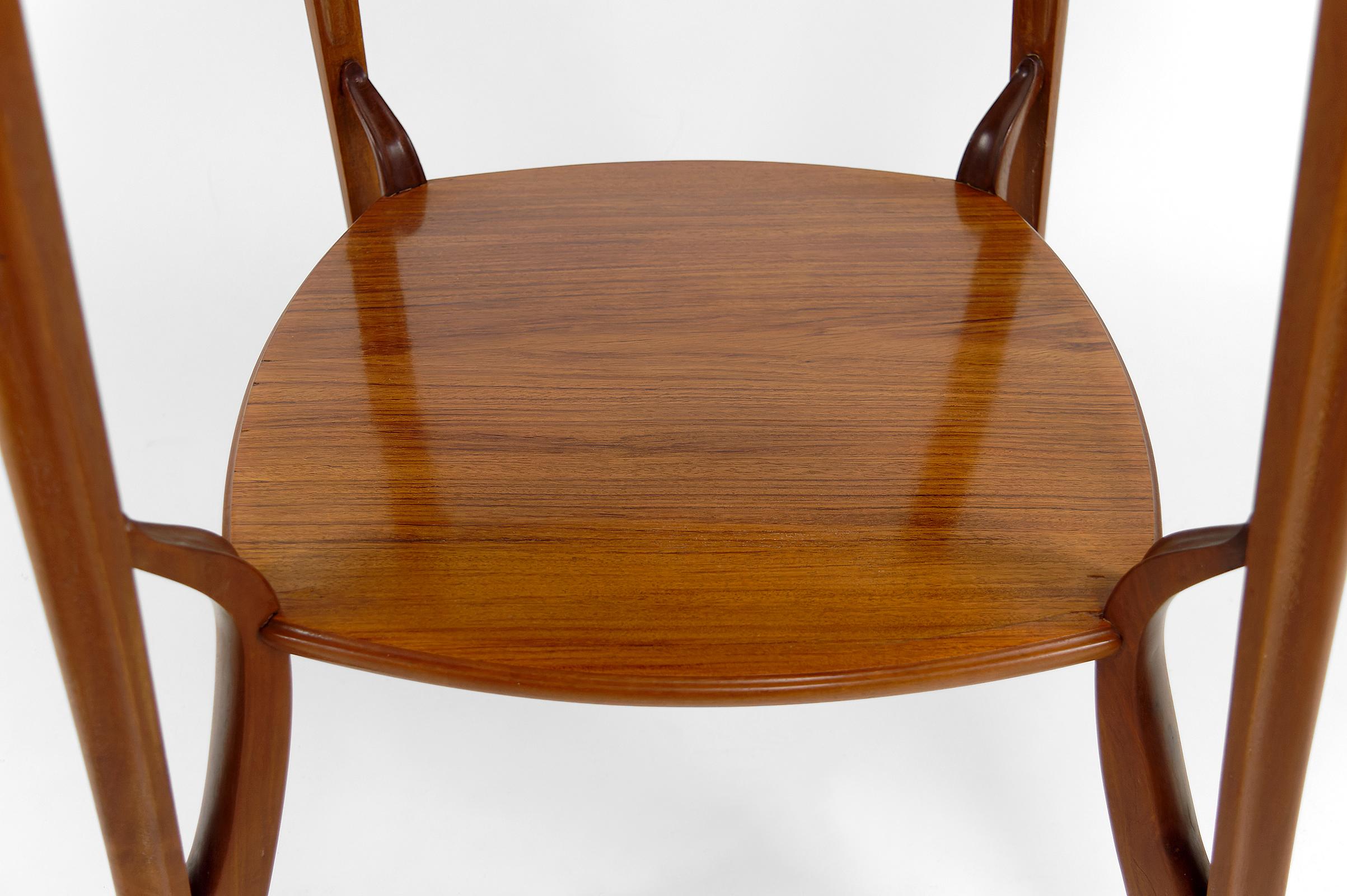 Mesa de pedestal Olga de Louis Majorelle, Francia, hacia 1900 en venta 6