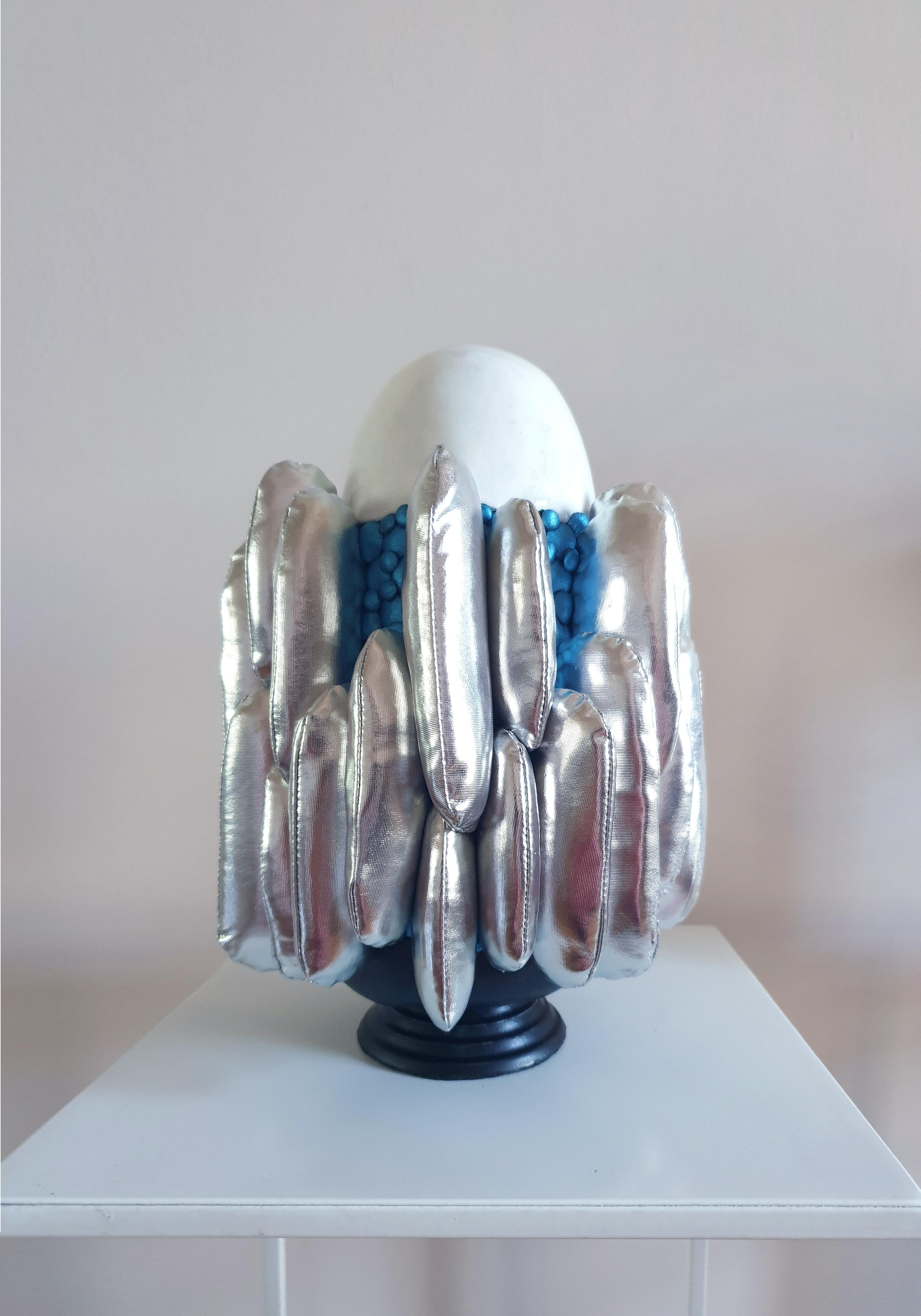 Olga Radionova Abstract Sculpture - Ice vibes 2.0. "Emotional states" series