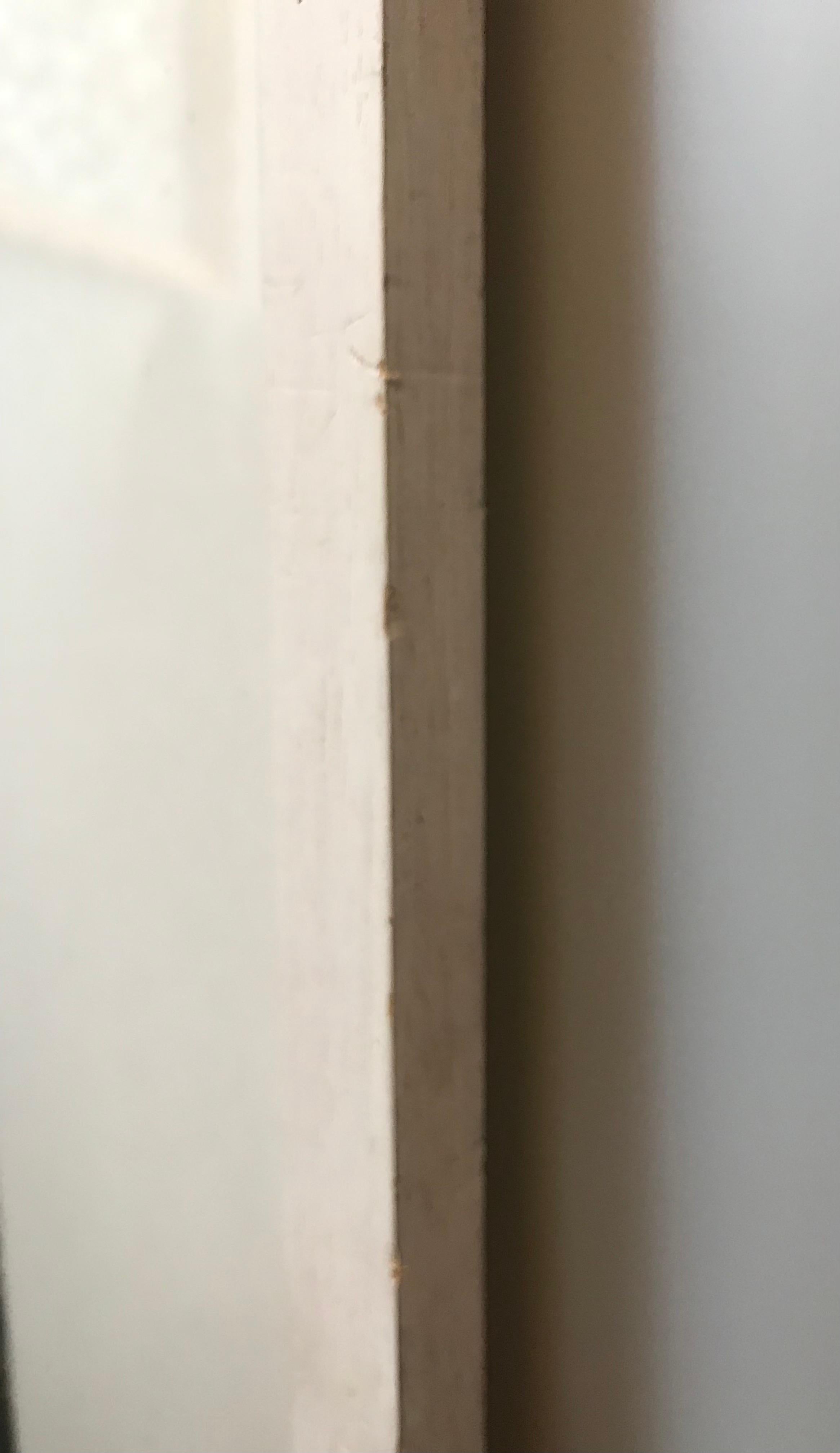 Arbeit auf Papier
Weißer Holzrahmen mit Glasscheibe
42,5 x 50 x 1 cm