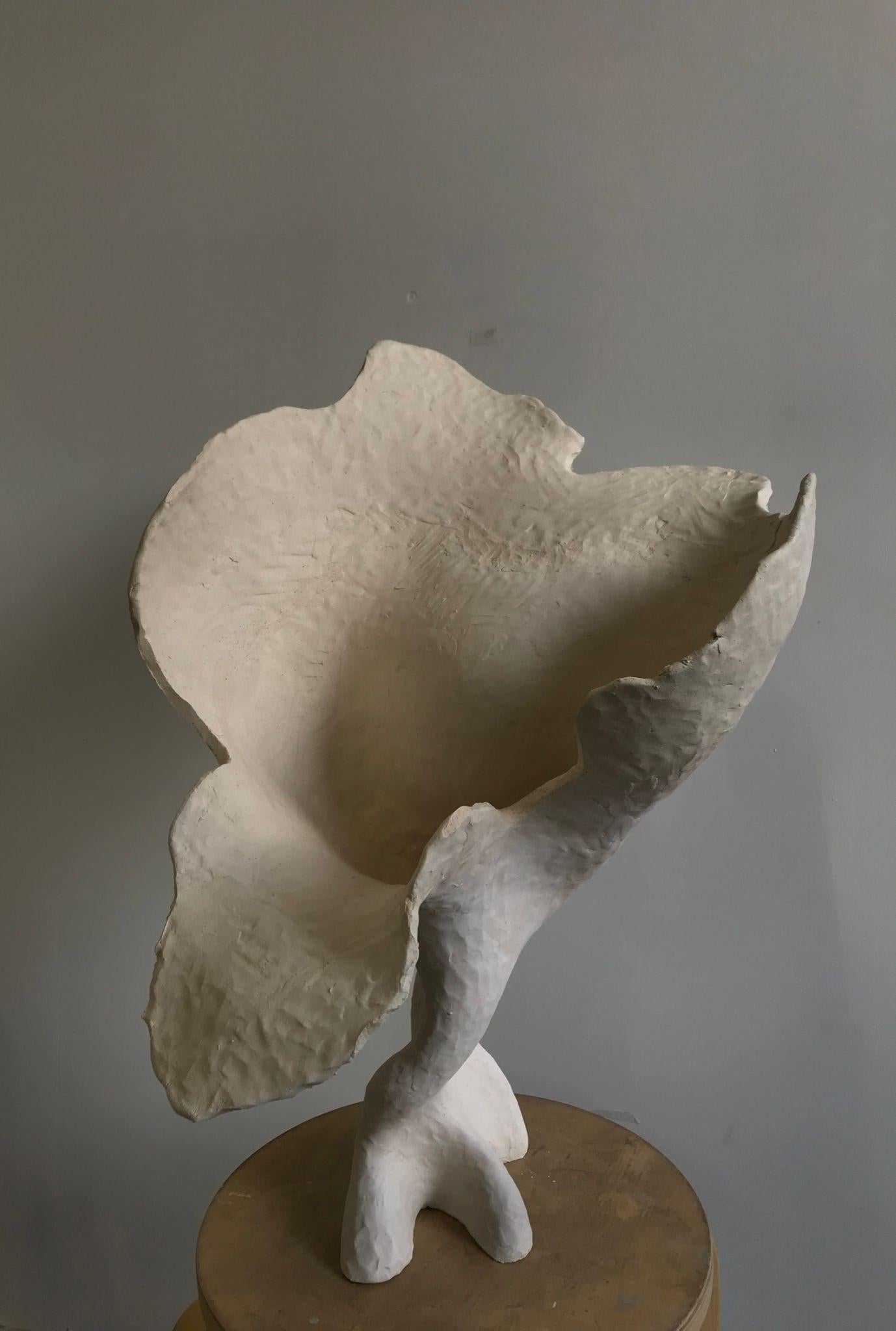 Olga Sabko Abstract Sculpture - Untitled open