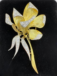 Olga Tritt 1950s Diamond Floral Yellow Gold Platinum Brooch