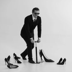 Fotografia in bianco e nero "Elegance", 31" x 31", in edizione limitata di 7 esemplari, di Olha Stepanian