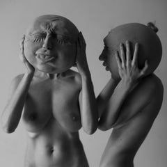 "Faces 4" Schwarz-Weiß-Fotografie 31" x 31" in Auflage 1/7 von Olha Stepanian