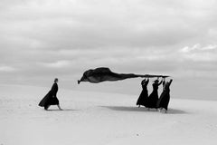 "Heaven's Creation 2" Fotografie 27.5" x 41" in Ed. 1/7 von Olha Stepanian