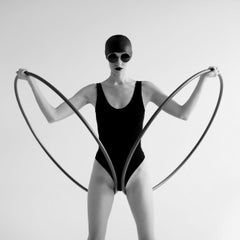 "Entremezcla 3" Fotografía en blanco y negro 39 x 39 pulg Ed. 1/3 de Olha Stepanian