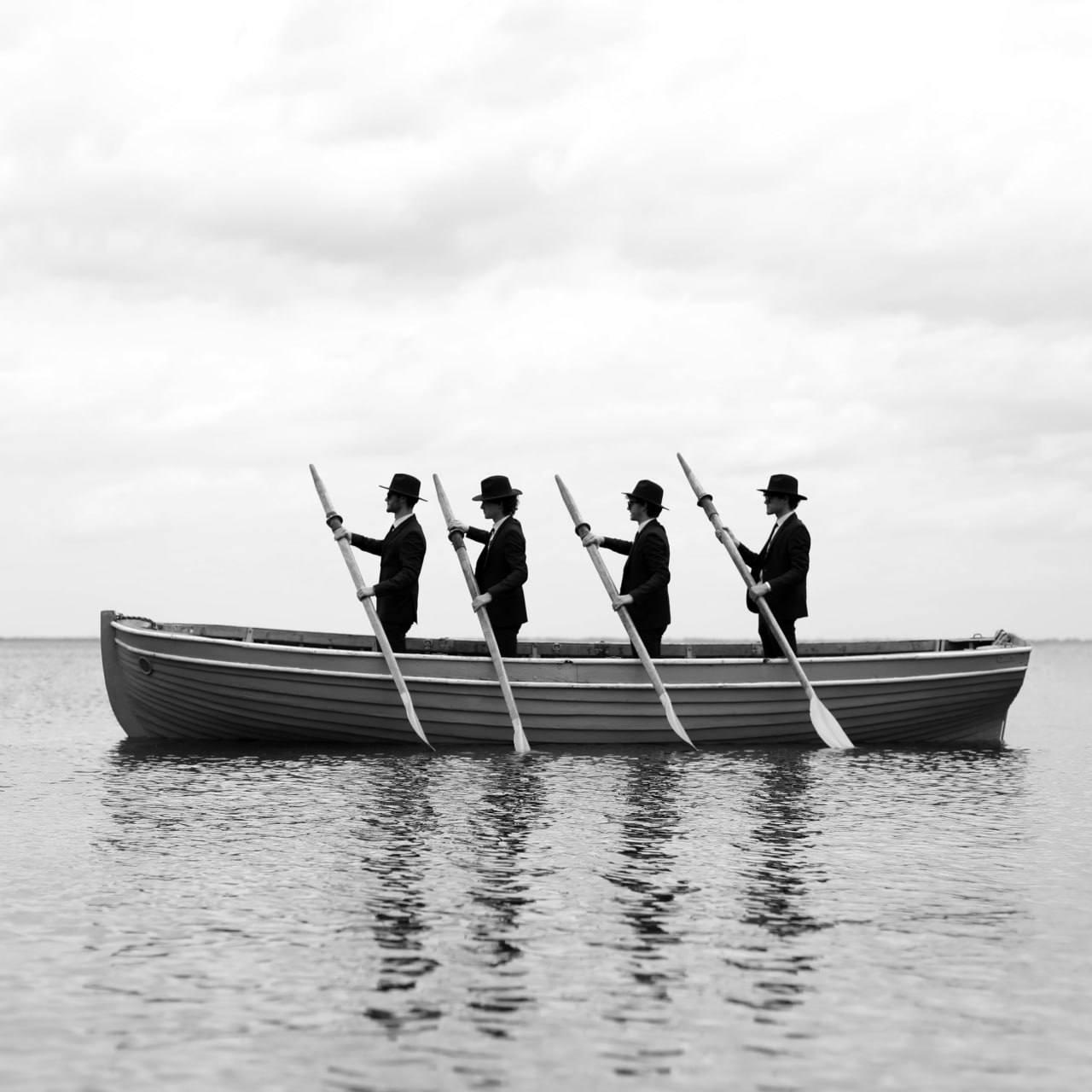 "Northward" Photographie en noir et blanc 24" x 24" en Ed. de 15 par Olha Whitingian