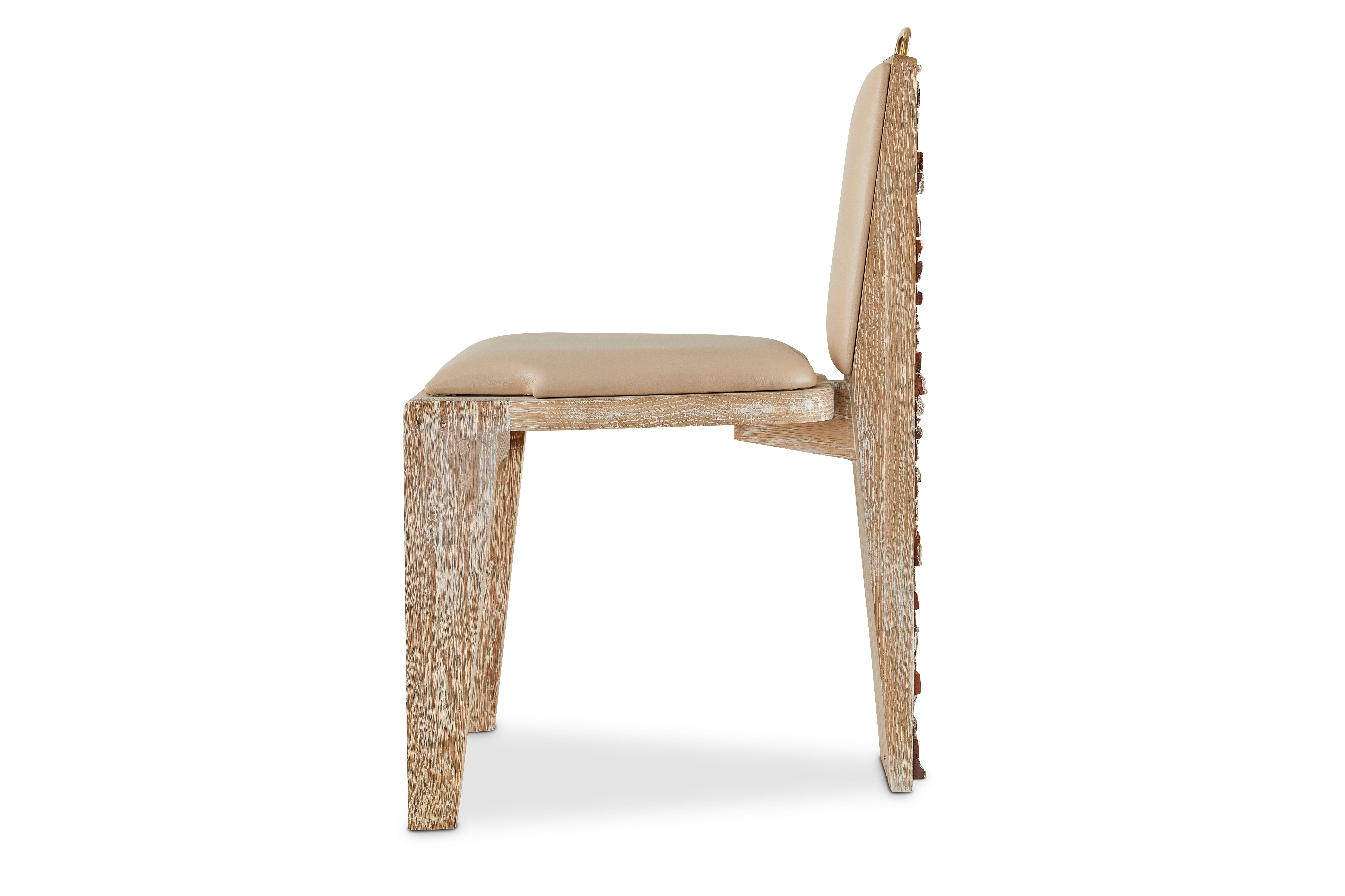 Autre Chaise de salle à manger Olifant par Egg Designs en vente