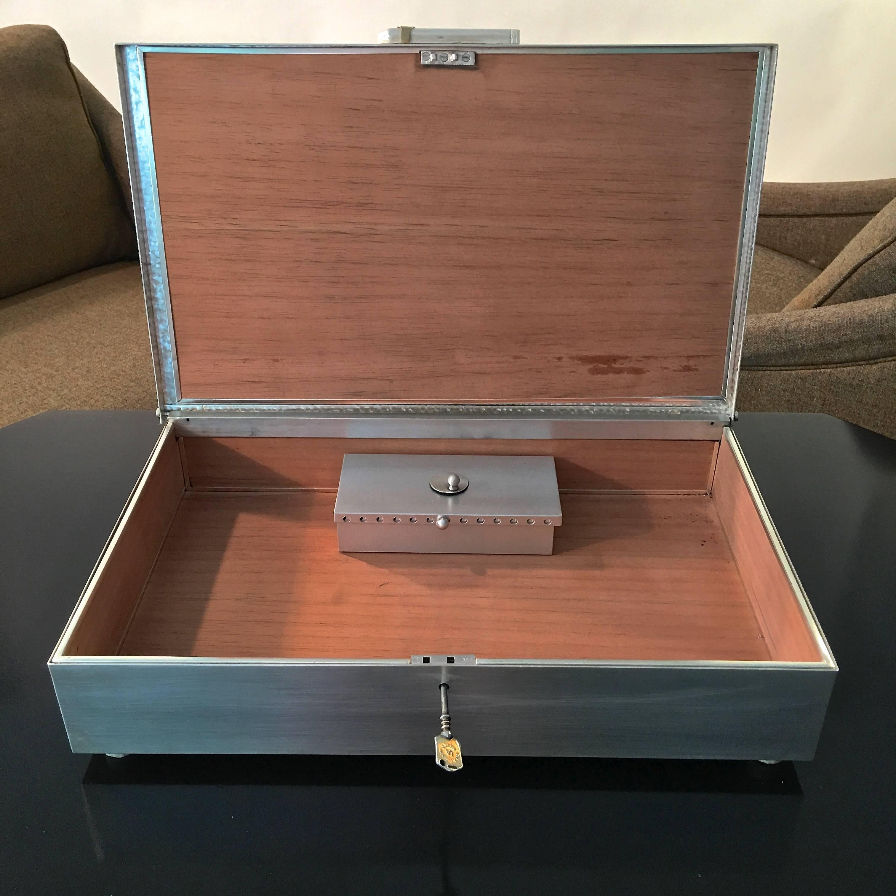 Oligarch Size Sterling Silver Humidor In Excellent Condition For Sale In Hanover, MA