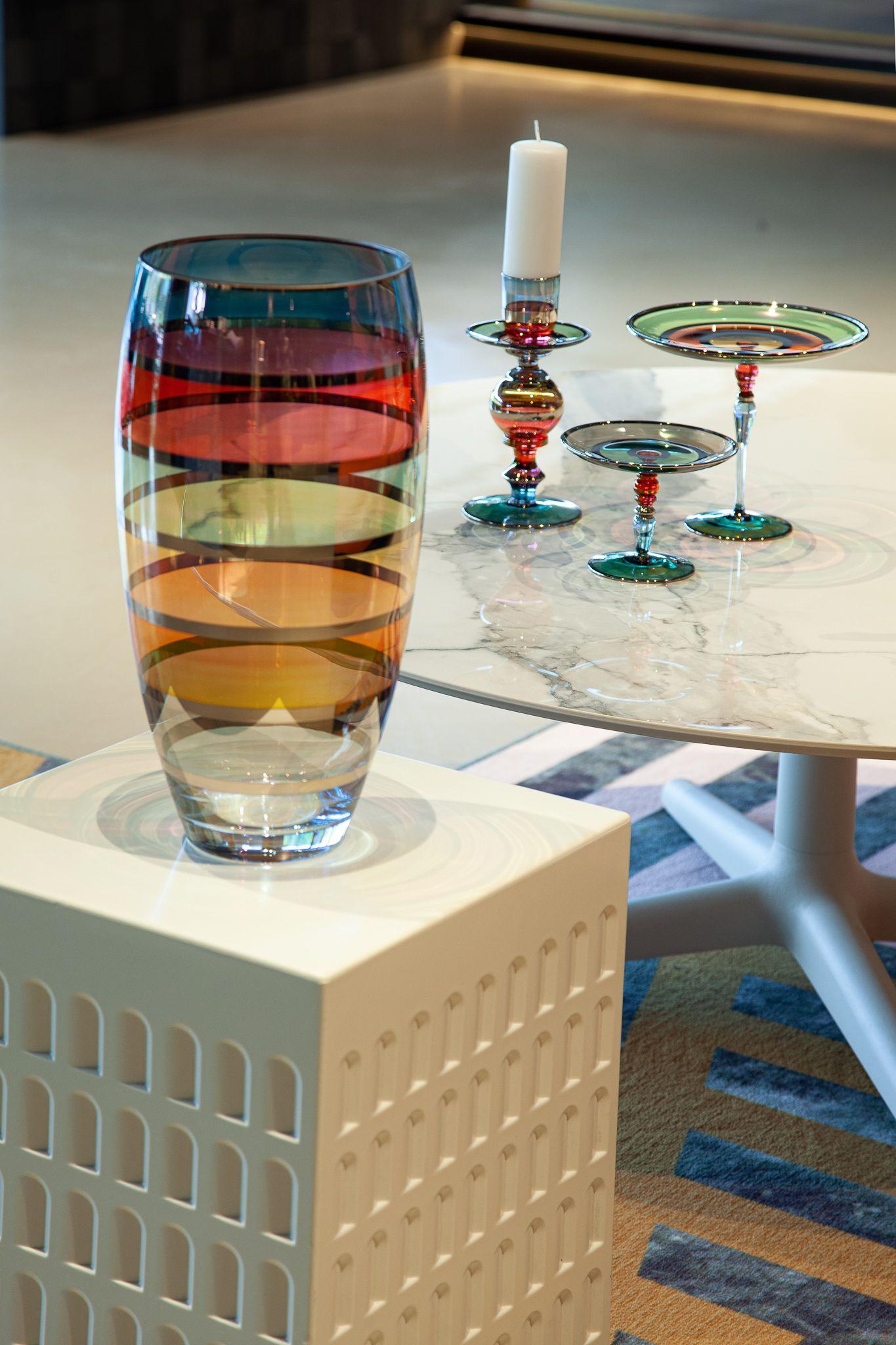 Moderne Table à gâteaux Olimpia 21 cm de Vetrerie di Empoli en vente