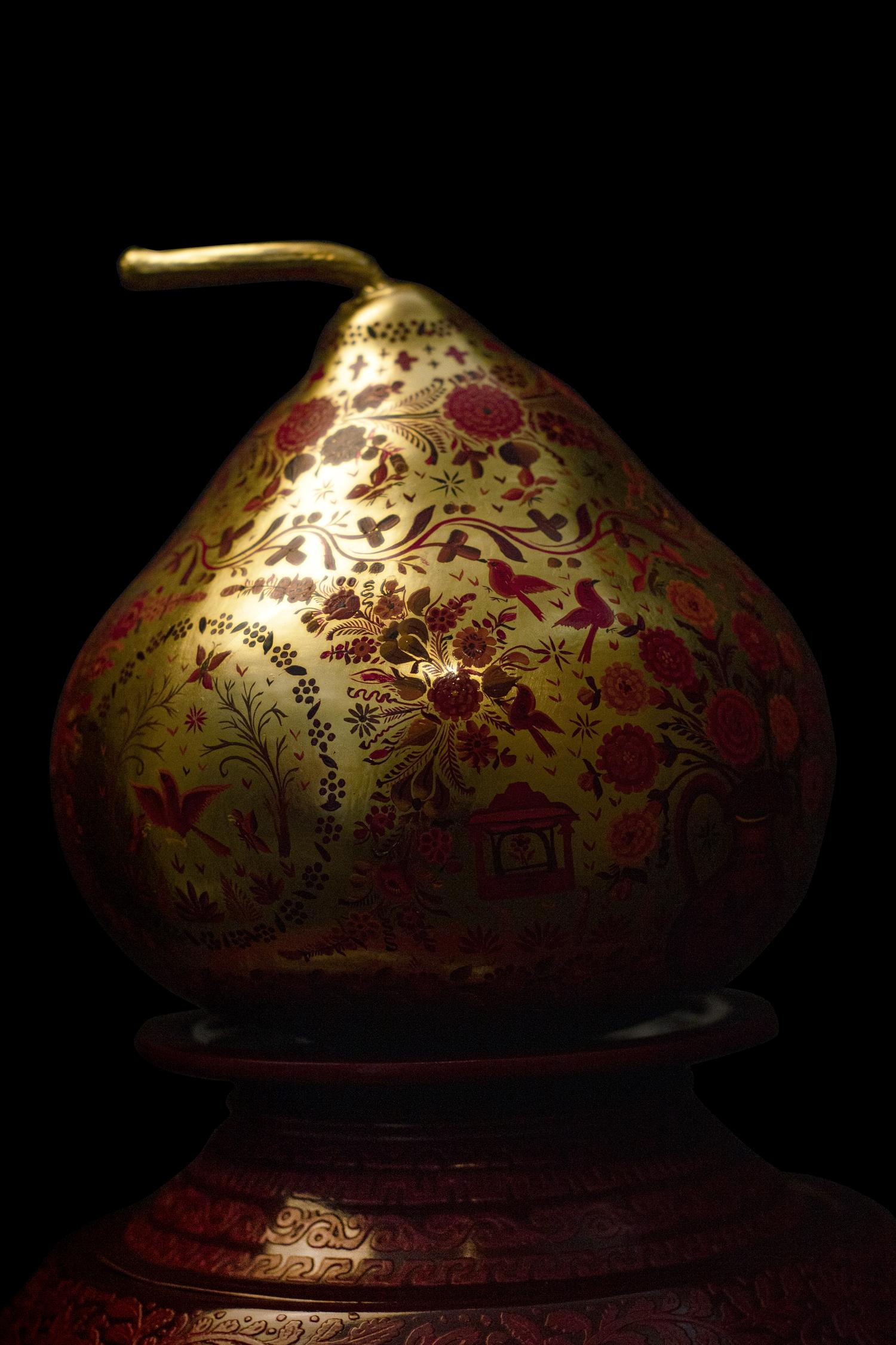 Olinal Mexican Traditional Lack, Blattgold und Ölgemälde Kunst Urnen (Mexikanisch) im Angebot