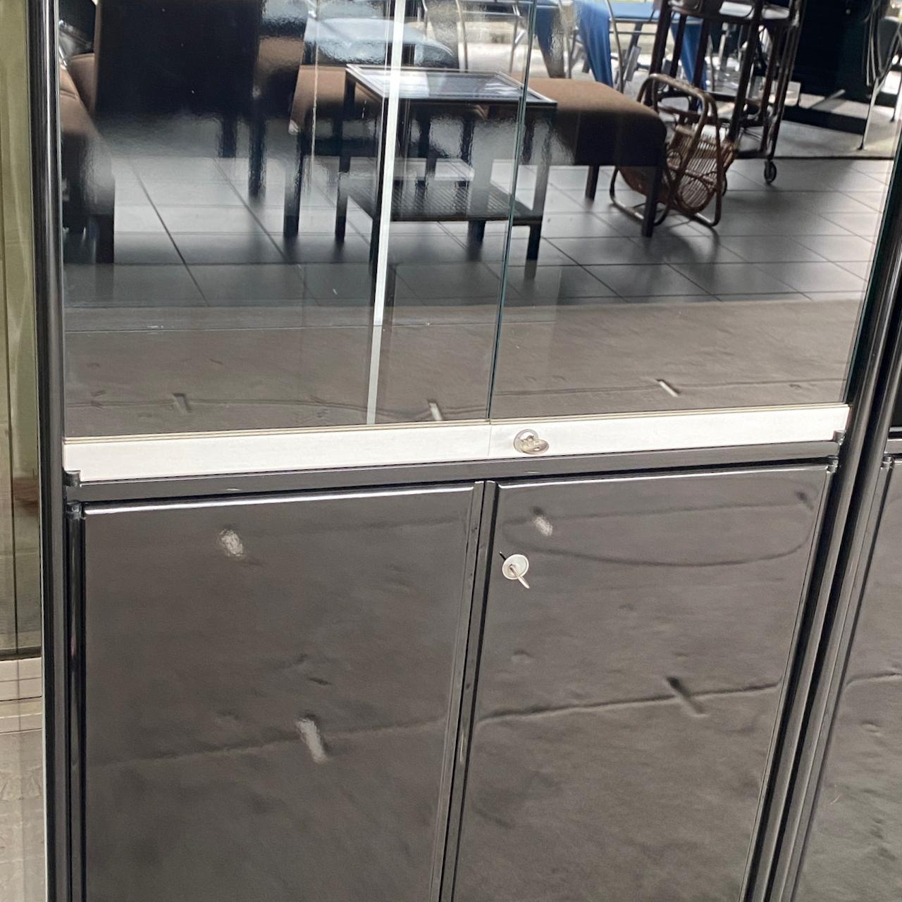OLINTO Bibliothekseinheit in schwarzem Hochglanzlack von Kazuhide Takahama im Zustand „Gut“ im Angebot in Zandhoven, BE
