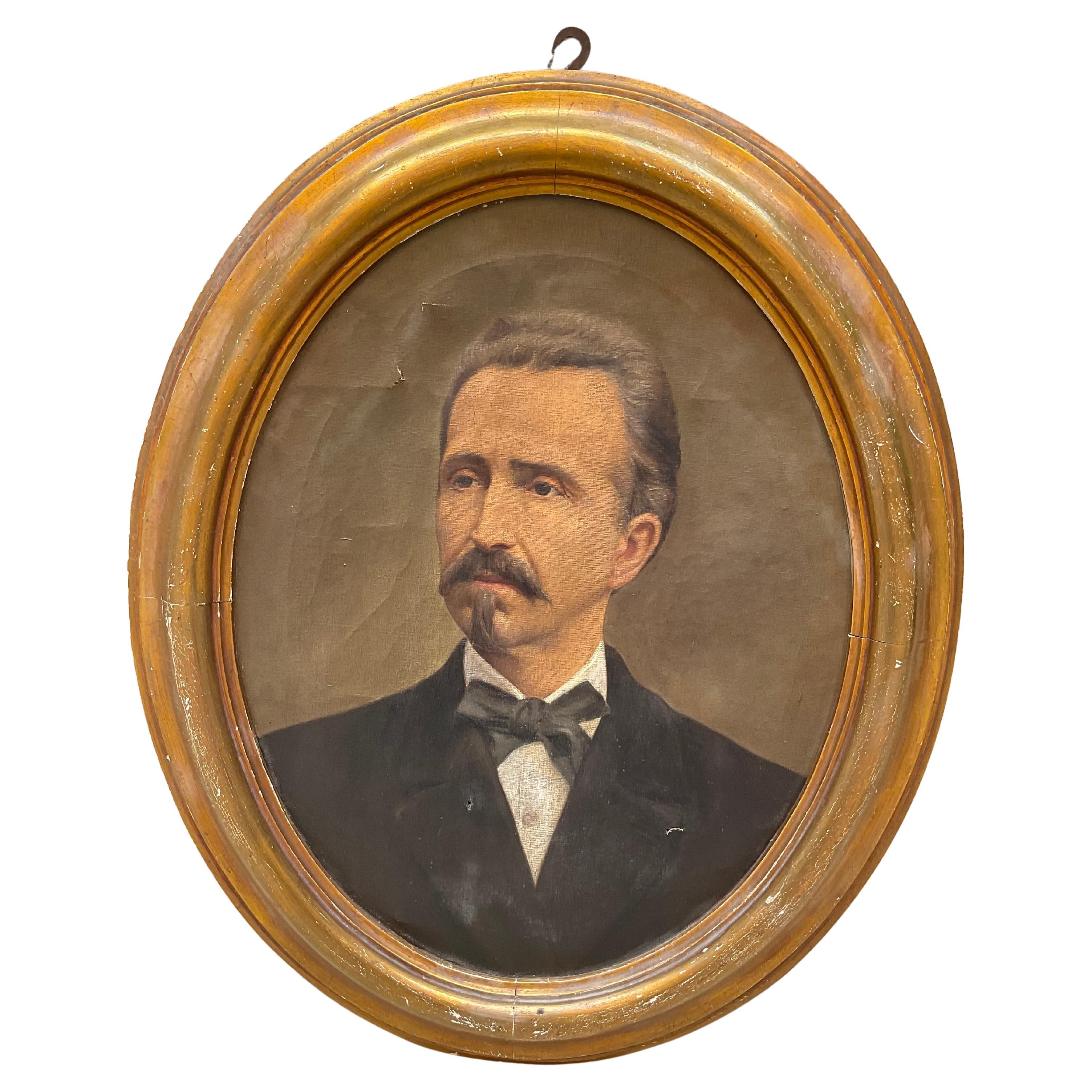 Oil on canvas depicting gentleman - gold leaf wood frame - ITALY 1910. For Sale