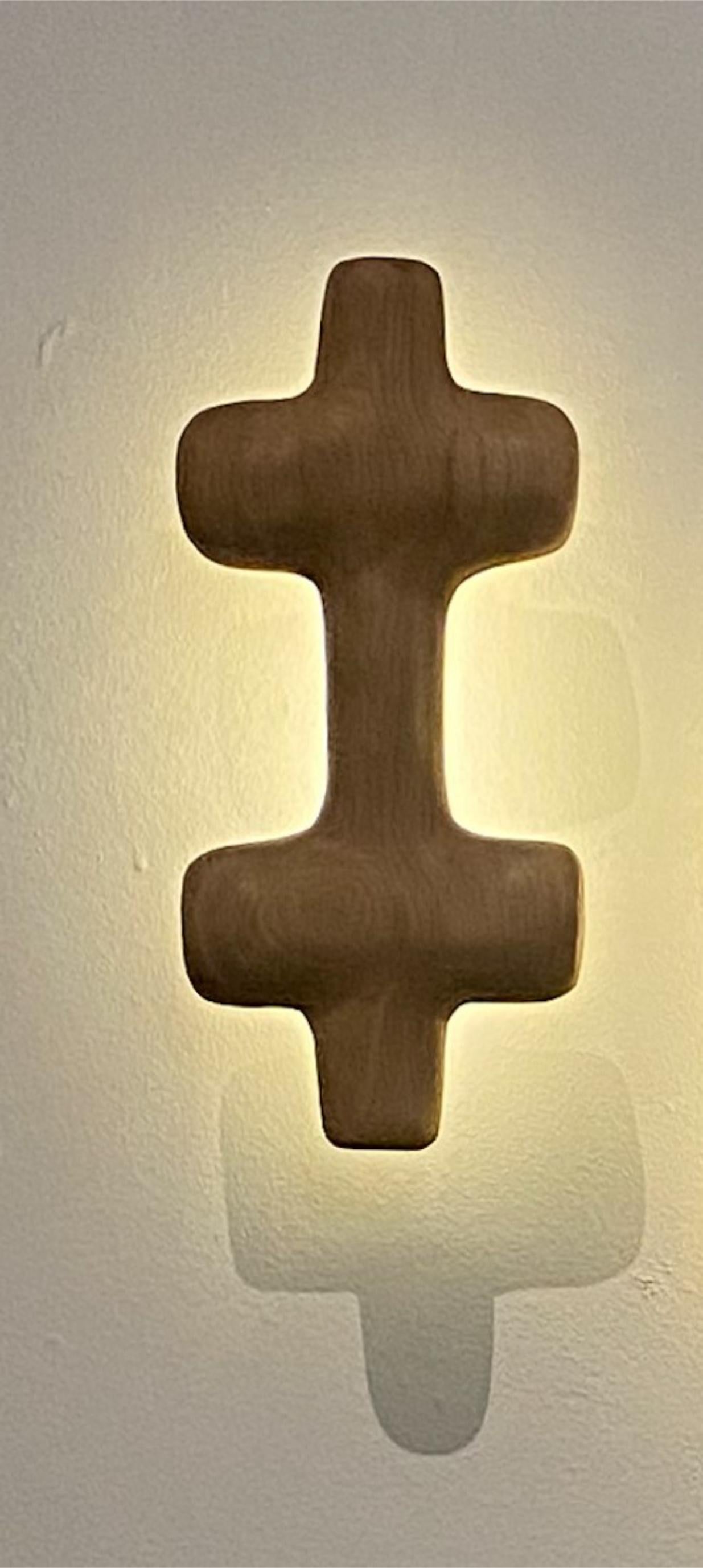 Olio Wall Sconce by Nish Studio
Dimensions: W 19 x D 4 x H 37 cm
Materials: Solid Oak


N I S H is a Cape Town based Fashion and Furniture design studio. N I S H creates contemporary, elegant and progressive designs that salute the contradiction