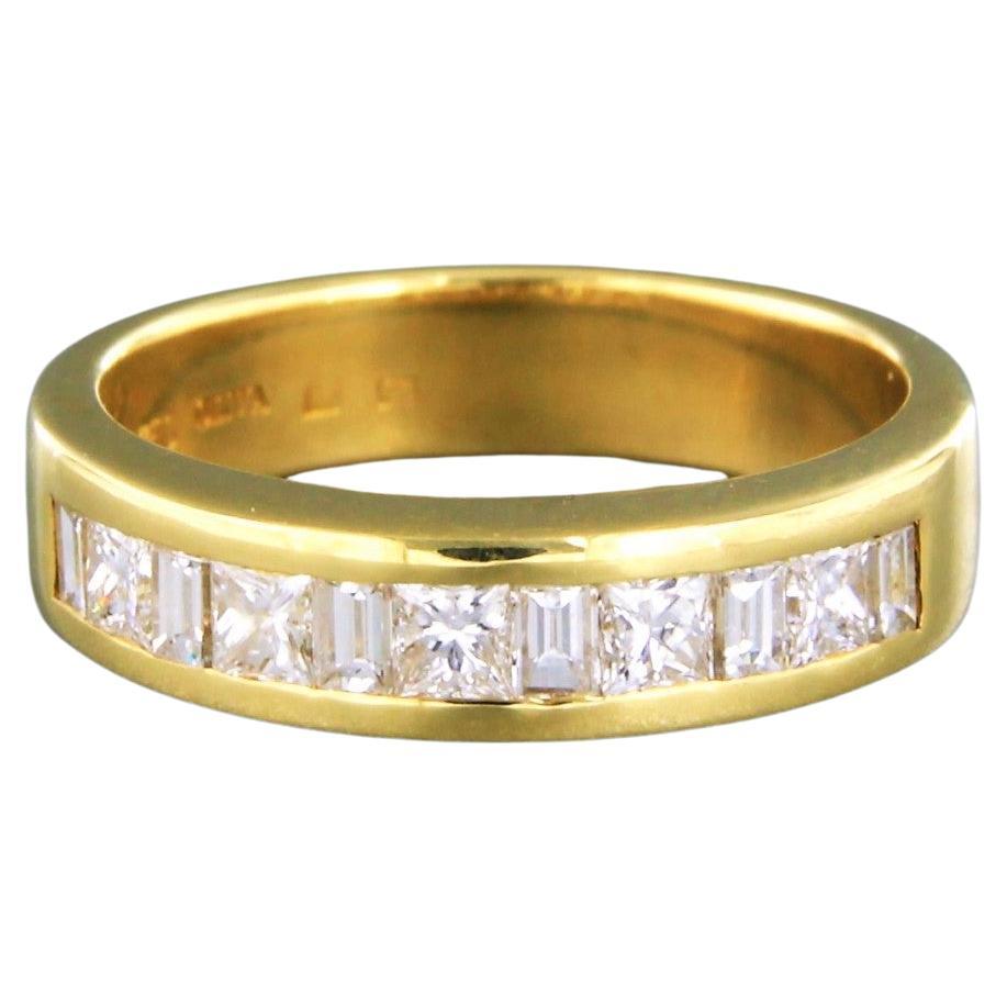 Oliva - Ring with diamonds 18k yellow gold For Sale