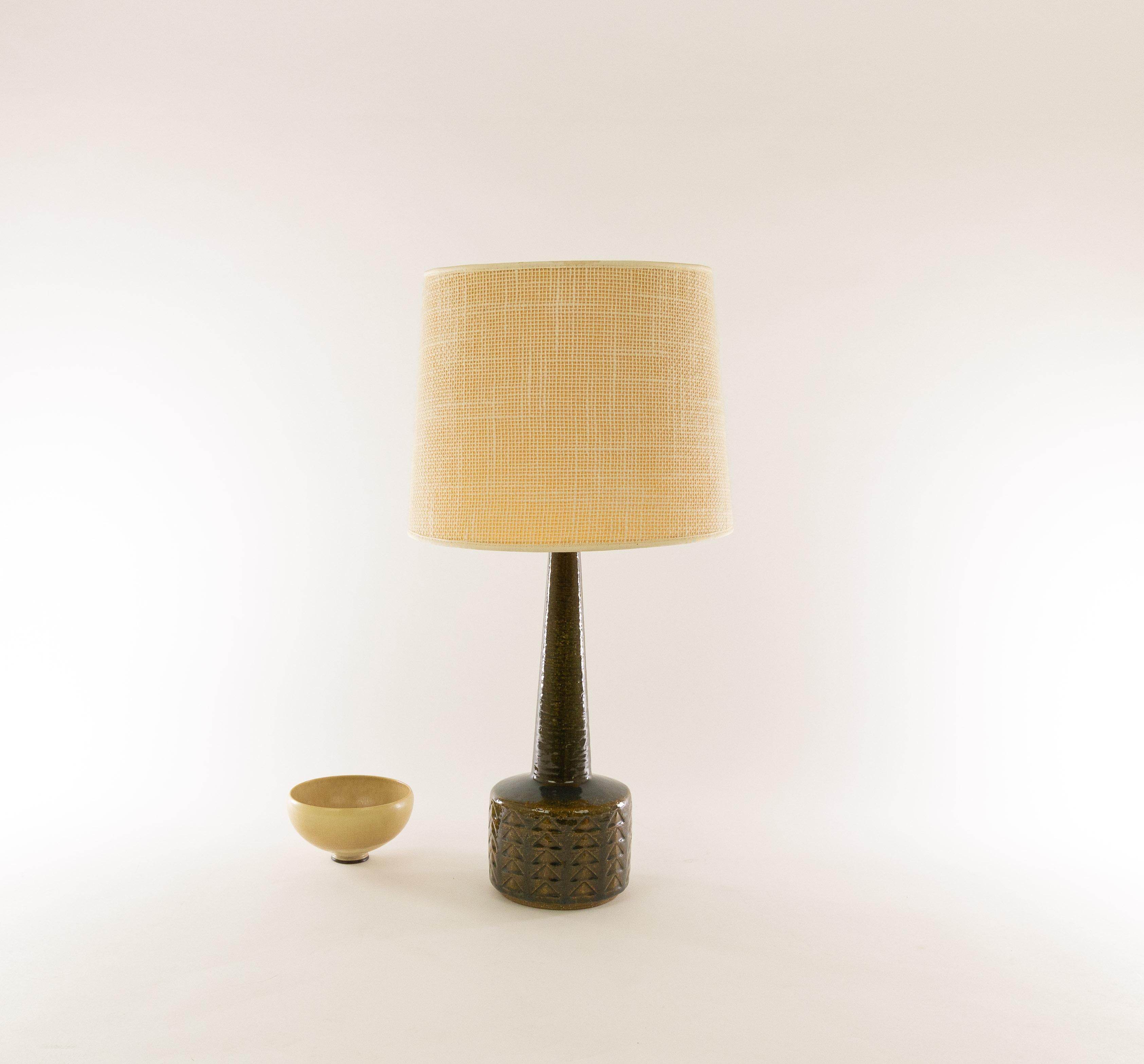 Scandinavian Modern Olive and Amber DL/35 Table Lamp by Linnemann-Schmidt for Palshus, 1960s For Sale